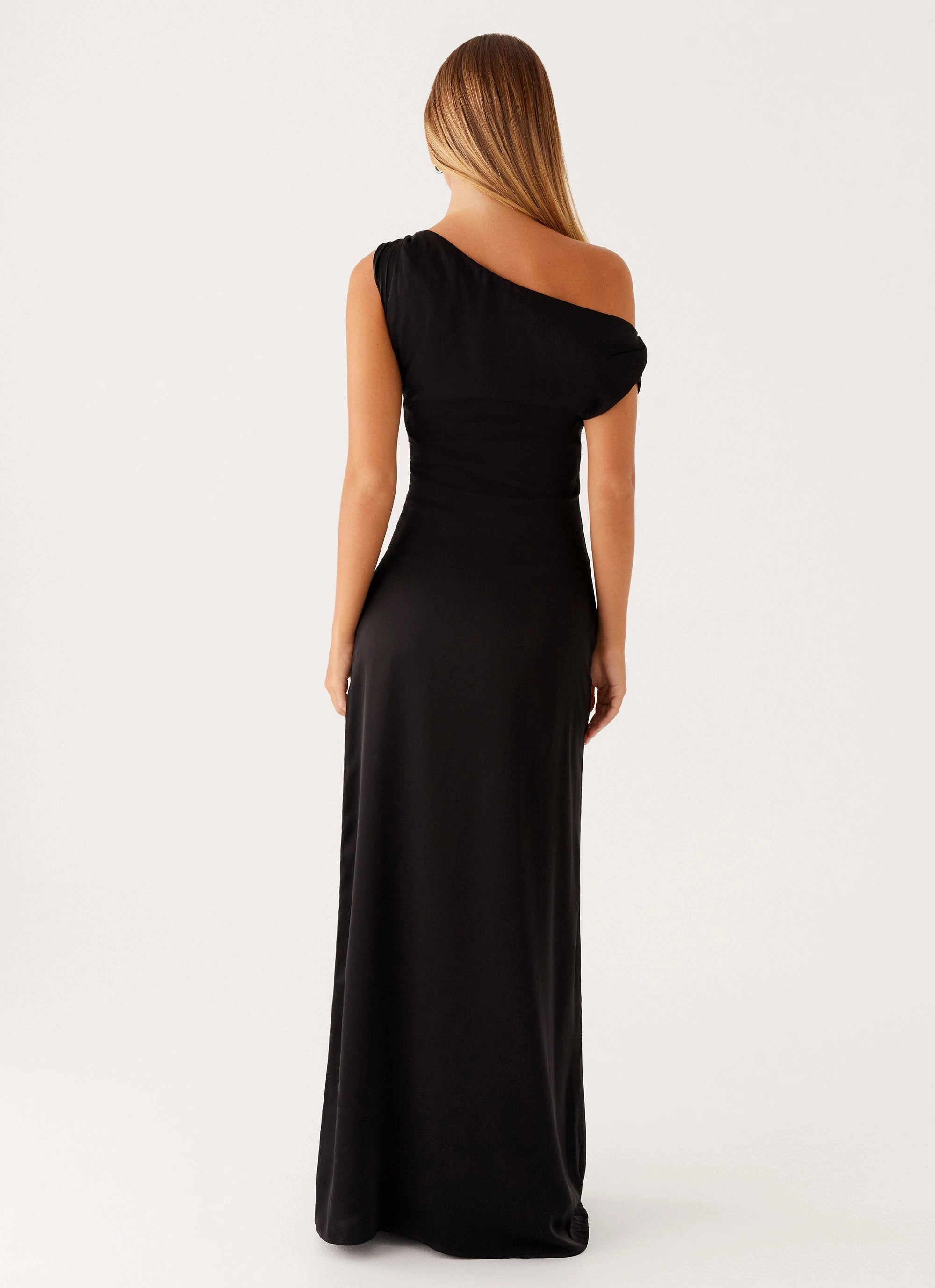 Heart Of Glass Satin Maxi Dress - Black Minimal Mood Stylish Look