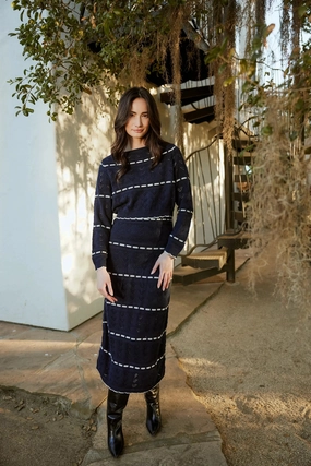 Breathable3DKnit RawEdgedDesign Skylar Midi Dress | Dark Blue/Ivory