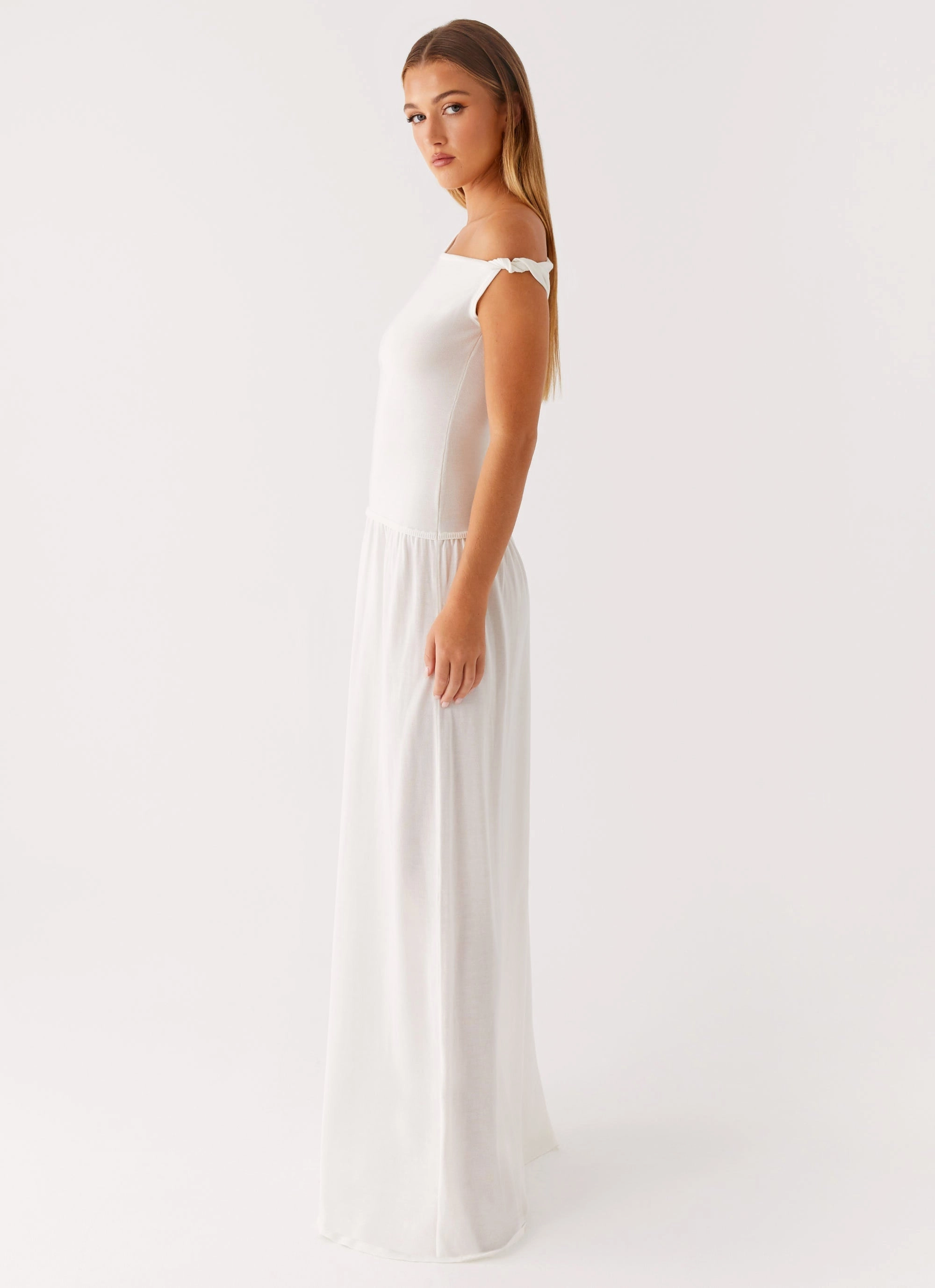 Chic Statement Beauty Zone Ardella One Shoulder Maxi Dress - Ivory