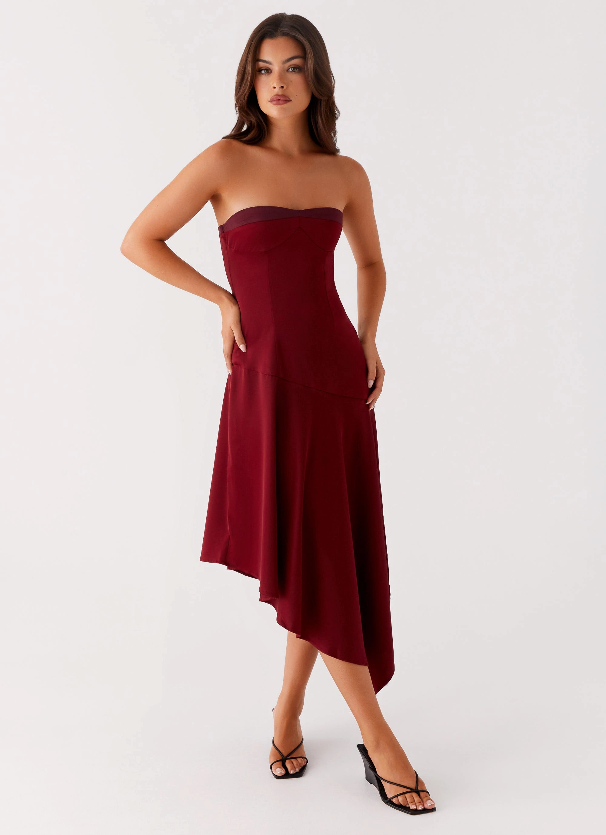 Subtle Detail Matisse Midi Dress - Red