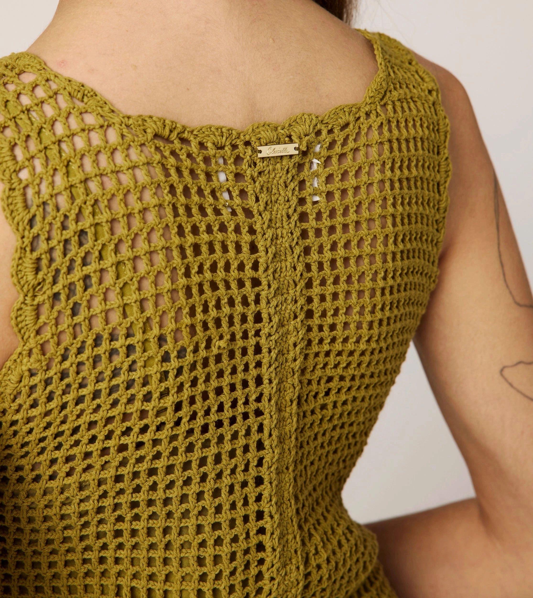 Caylee Crochet Top | Moss Airflow Mesh Insert RubberizedGrip