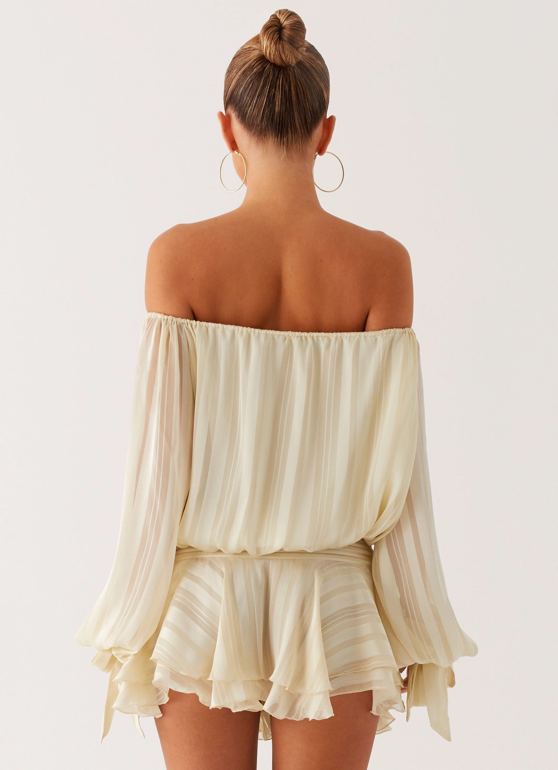 Eira Balloon Sleeve Mini Dress - Ivory Front Ruffle Refined Presence