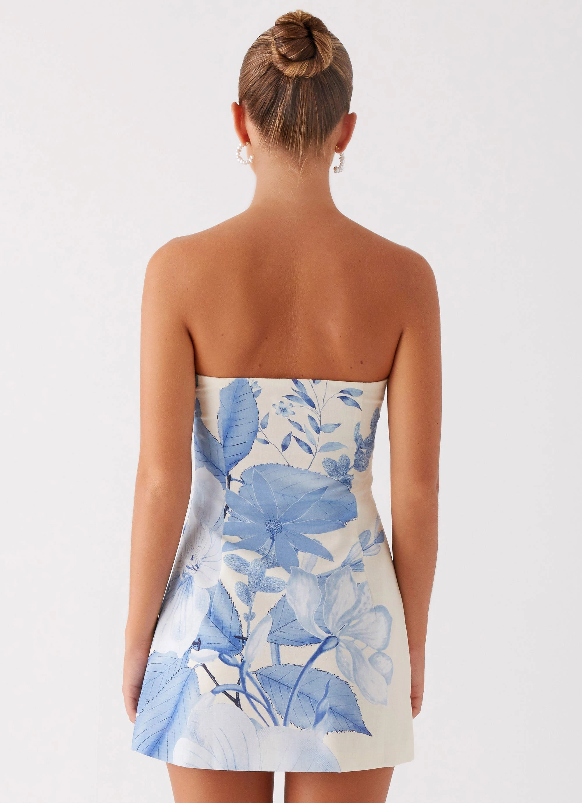 Denby Strapless Mini Dress - Blue Floral Print Sleek Movement