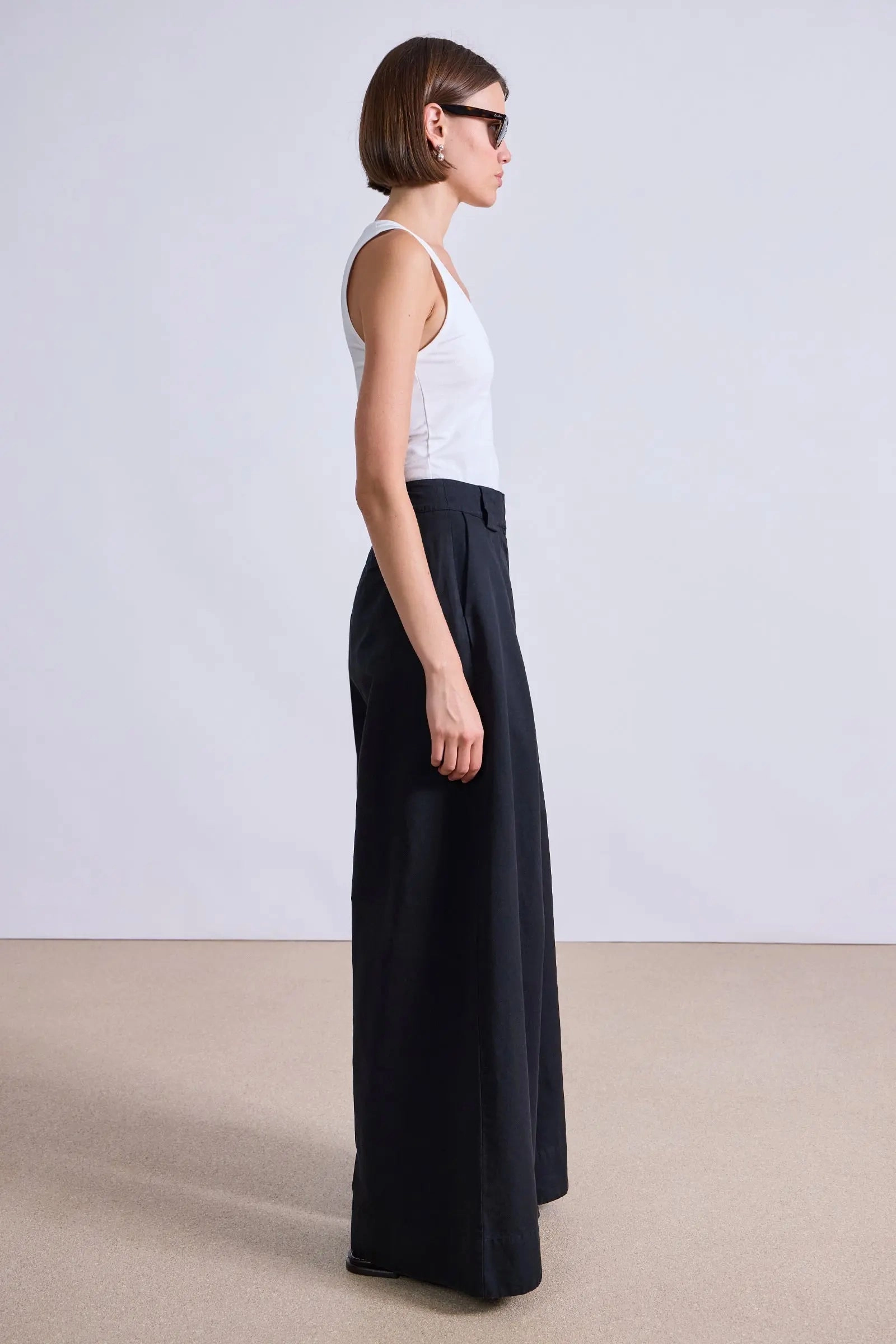 Eli Wide Leg Pant in Black Snag Proof Fabric
