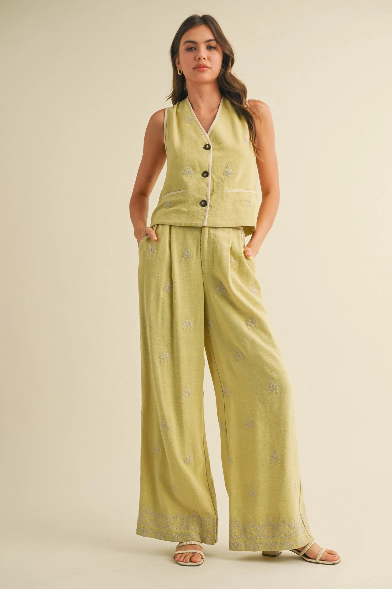 Static free High Durability Thread Embroidered Wide Leg Pant Set
