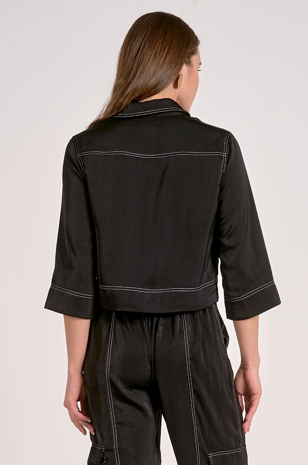 TaglessCollars Emily Cropped Button Down