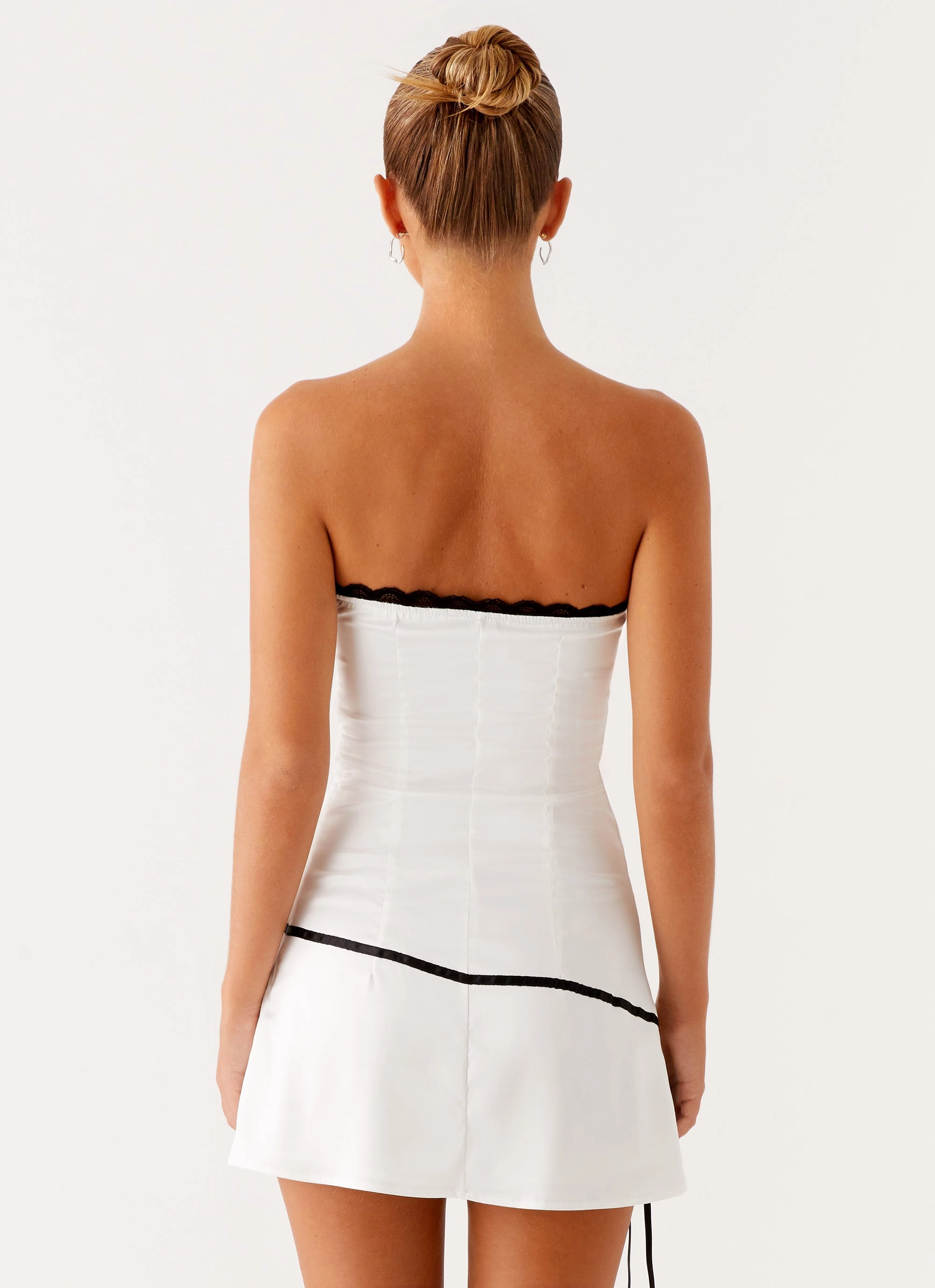 Fitted waist Thea Mini Dress - White