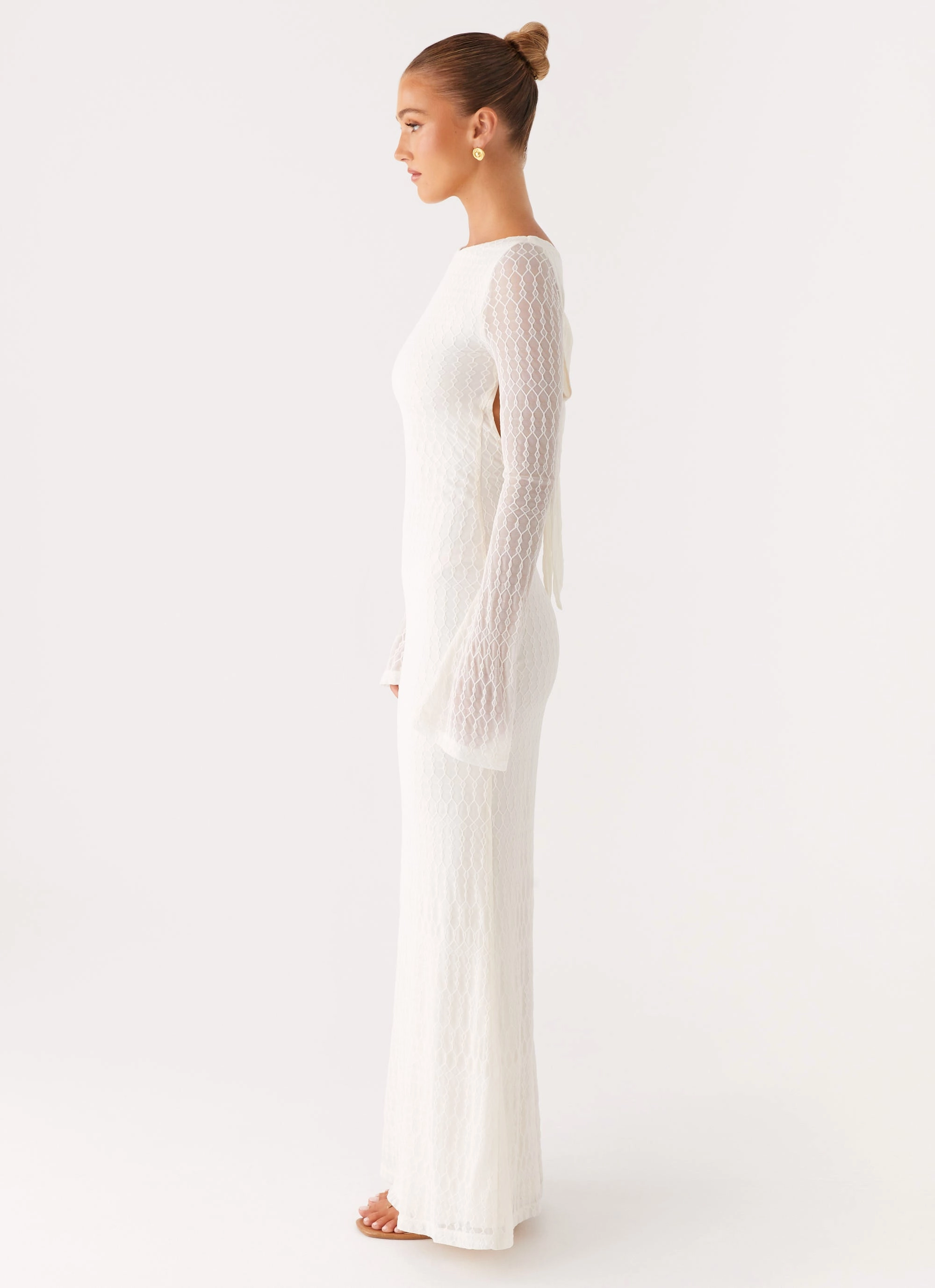 Ethereal Long Sleeve Maxi Dress - Ivory Travel Fashion