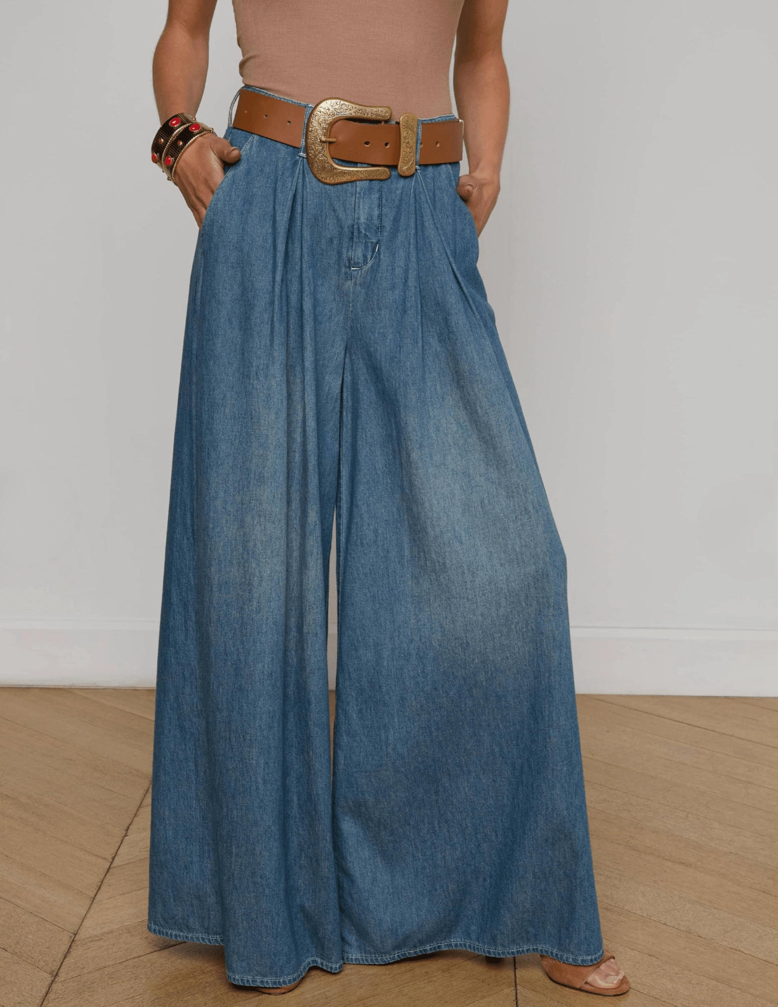 L'AGENCE Lorenza High Rise Palazzo Jeans in Saratoga Reinforced Pockets