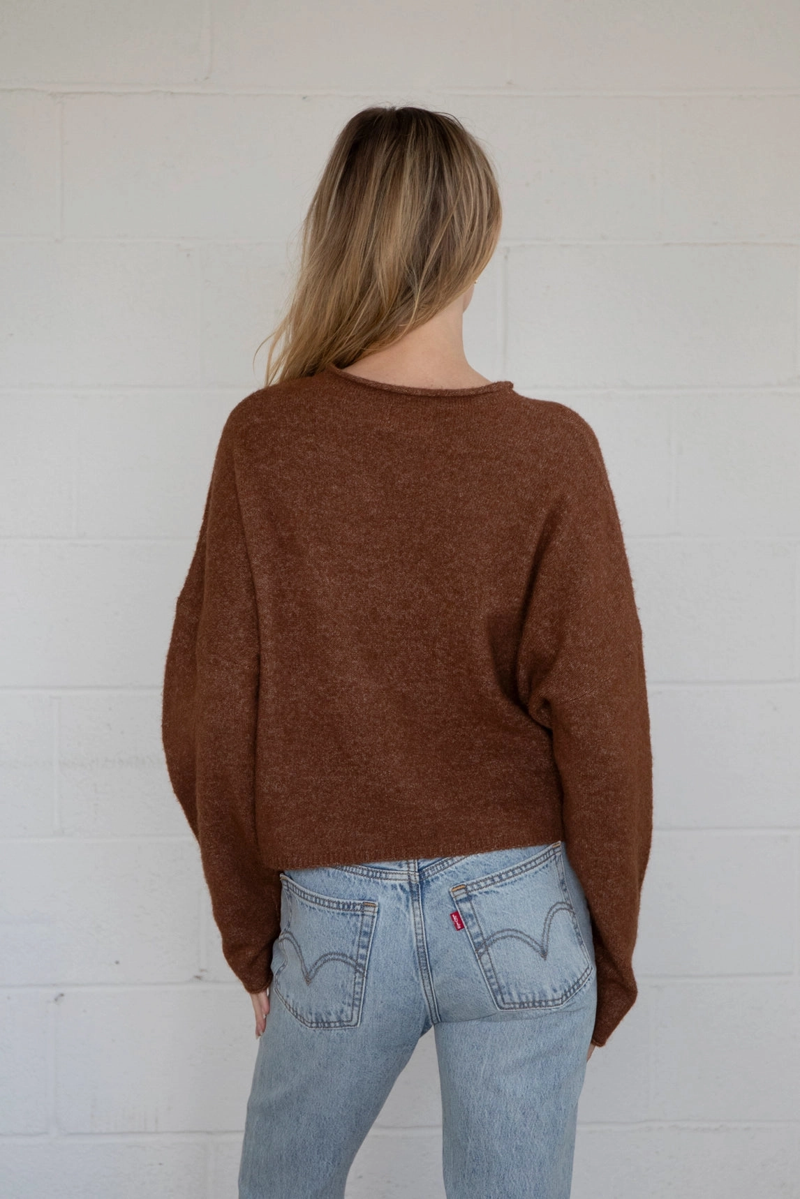 Piper Cardigan - Brown Timeless Fashion Knitwear Look