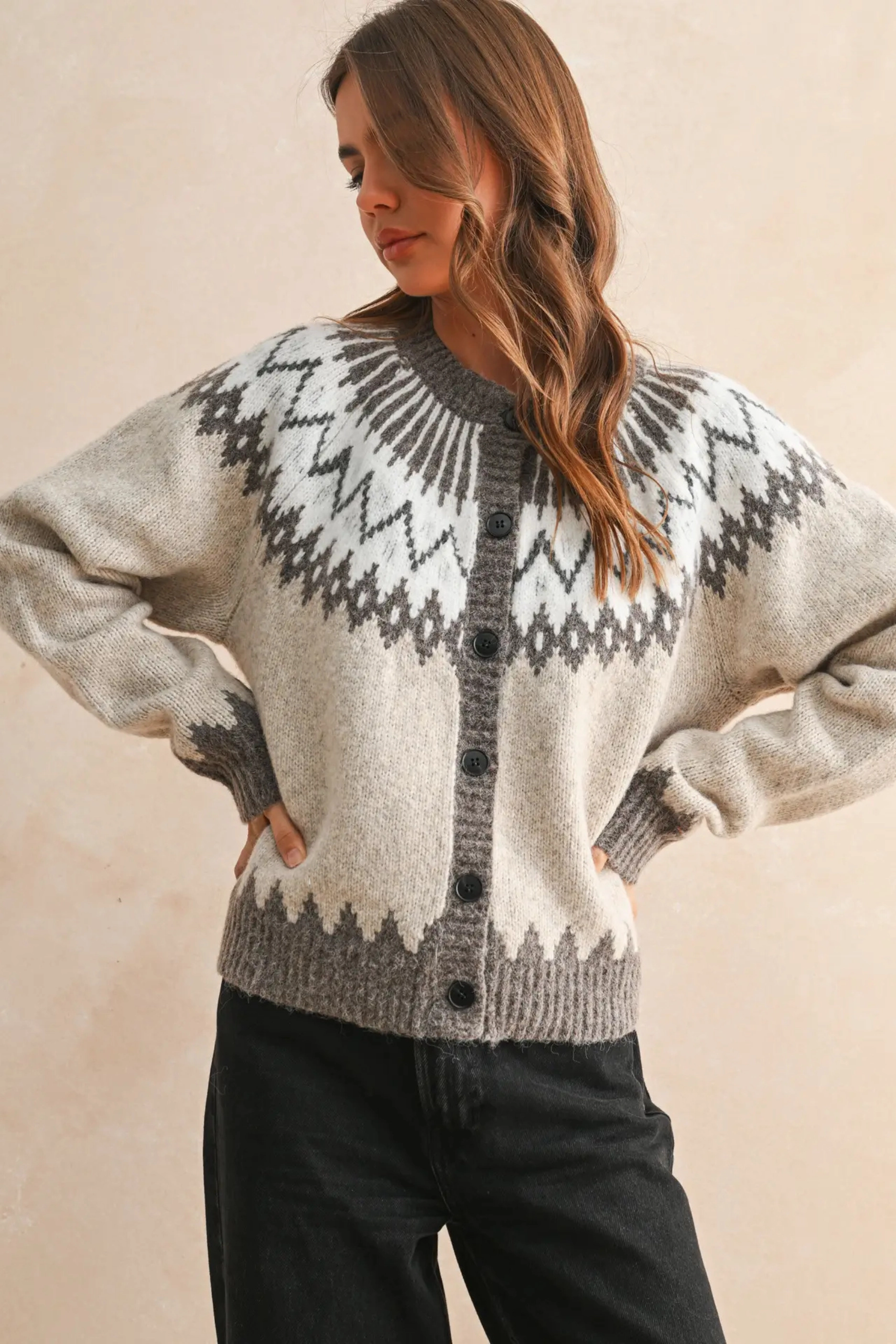 Fair Isle Patterned Cardigan Ergonomic Sleeve Engineering Winter Fashion Must-Have