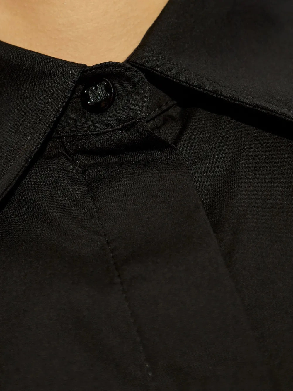 Falster Shirt in Black Non Restrictive Armhole Cut