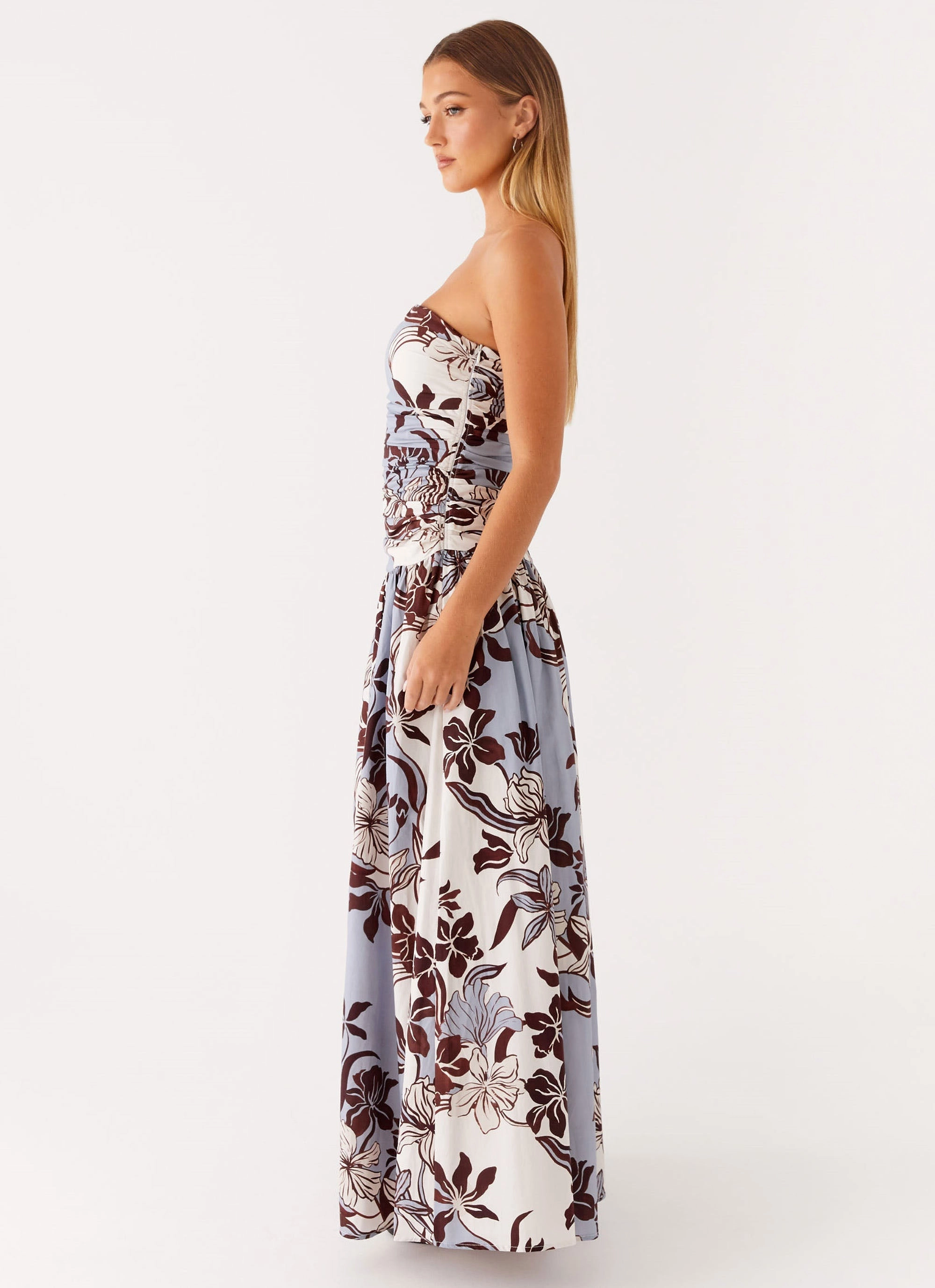 Carmel Maxi Dress - Bluewood Blossom Trendy Look Night Vibes