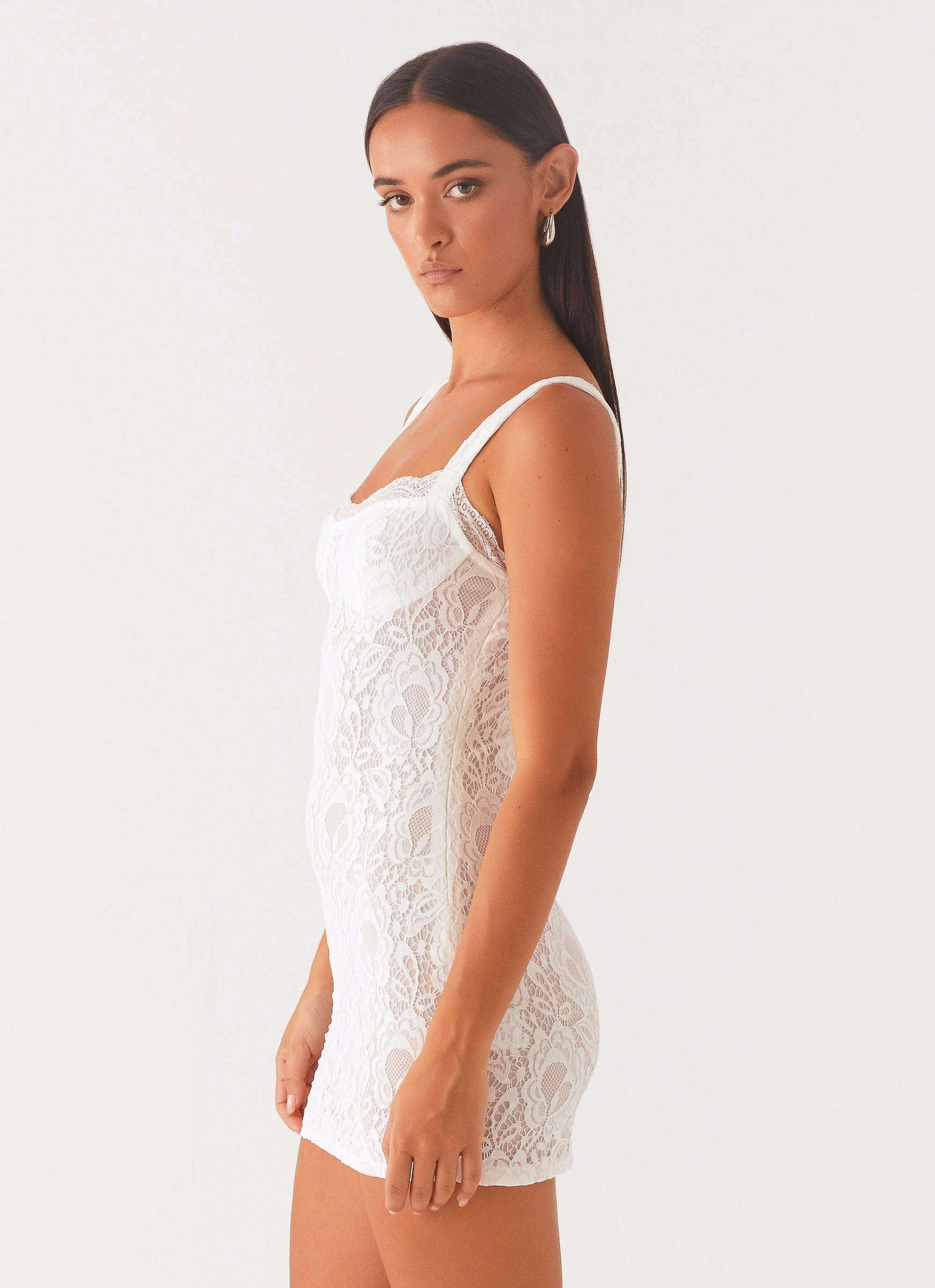 Maree Lace Mini Dress - White Sleek Movement