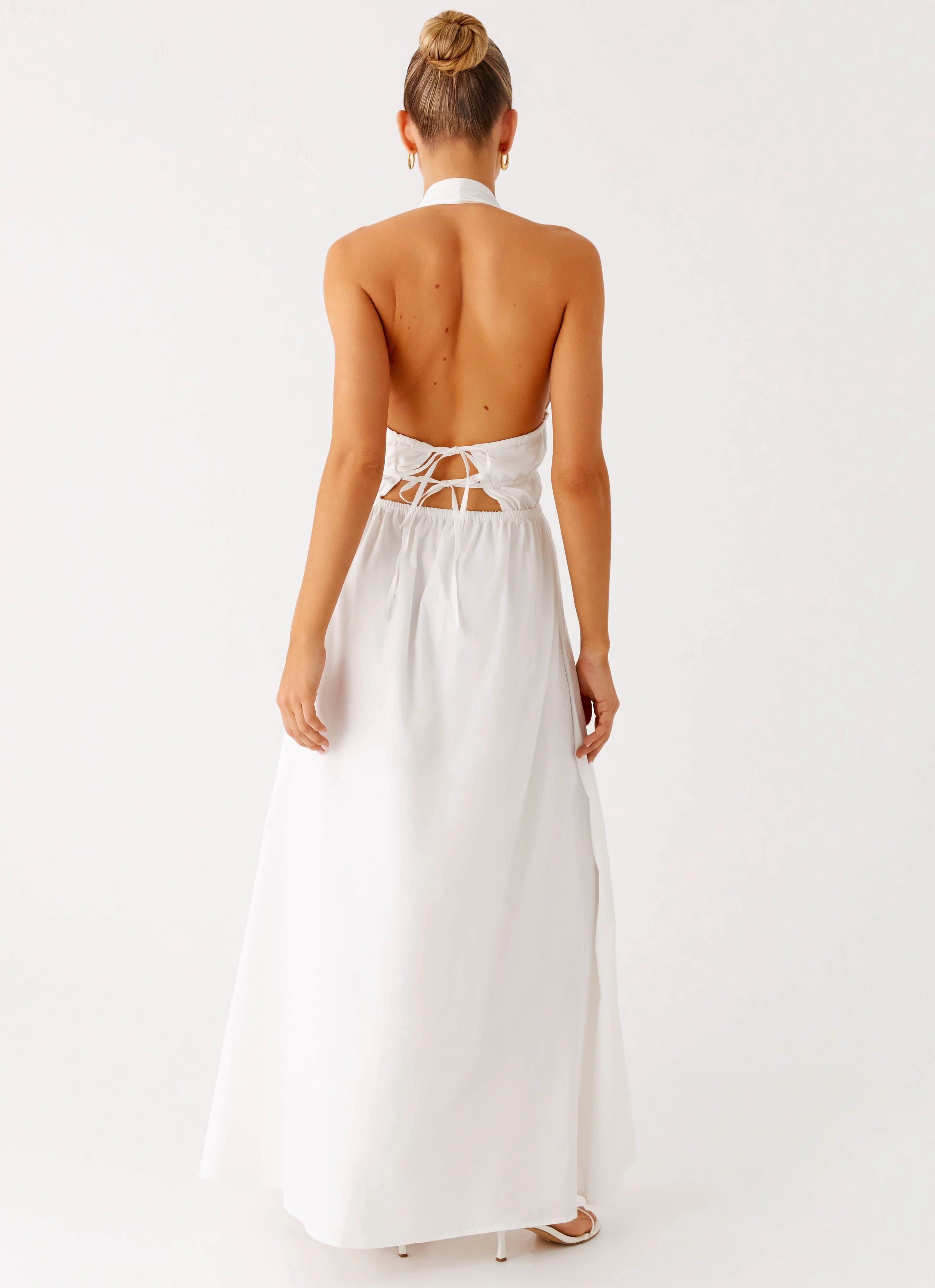 Scalloped-Edge Figaro Halter Maxi Dress - White