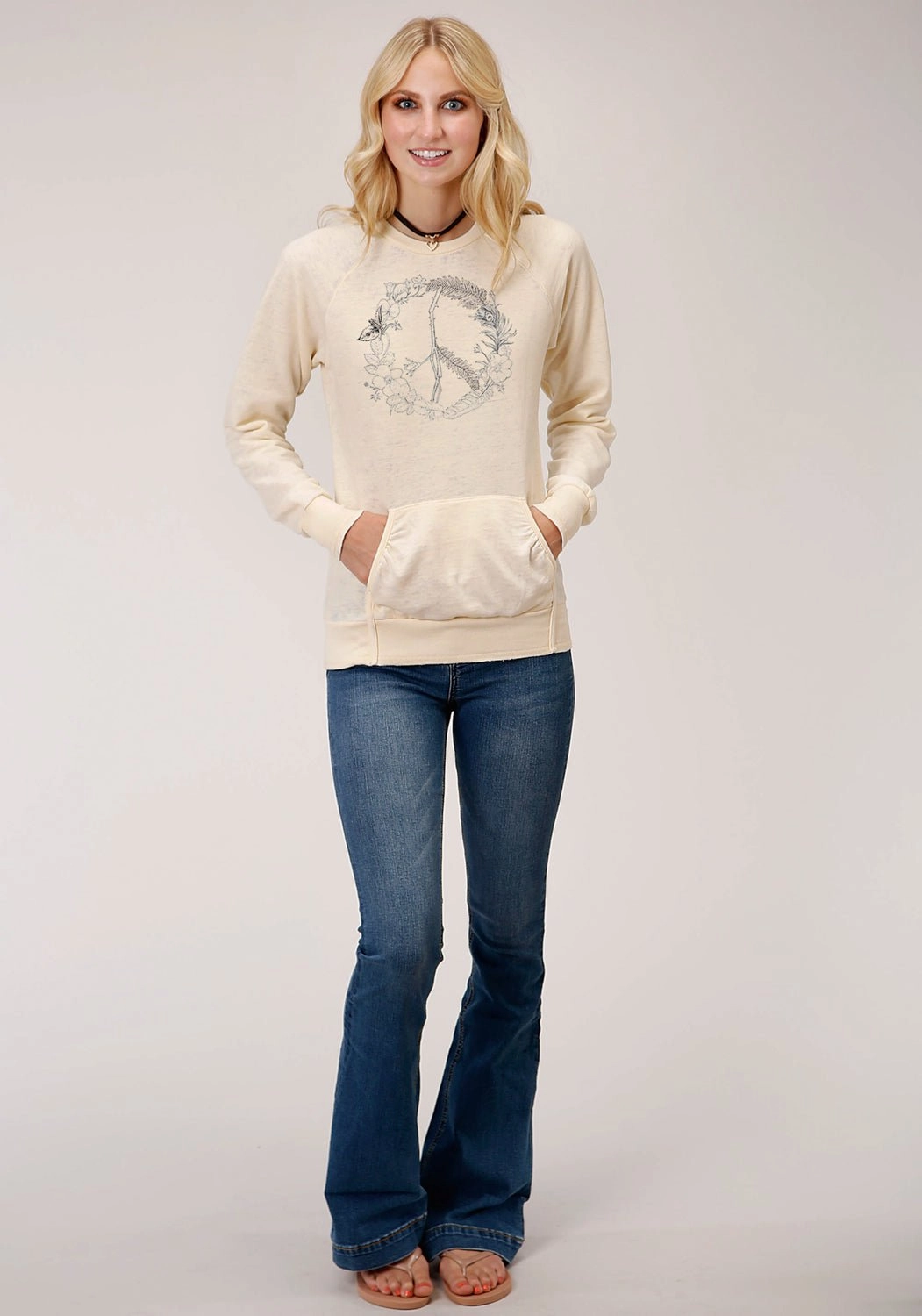 Roper Womens Cream Cotton Blend Peace Sign Wreath Sweatshirt Curved Hemline