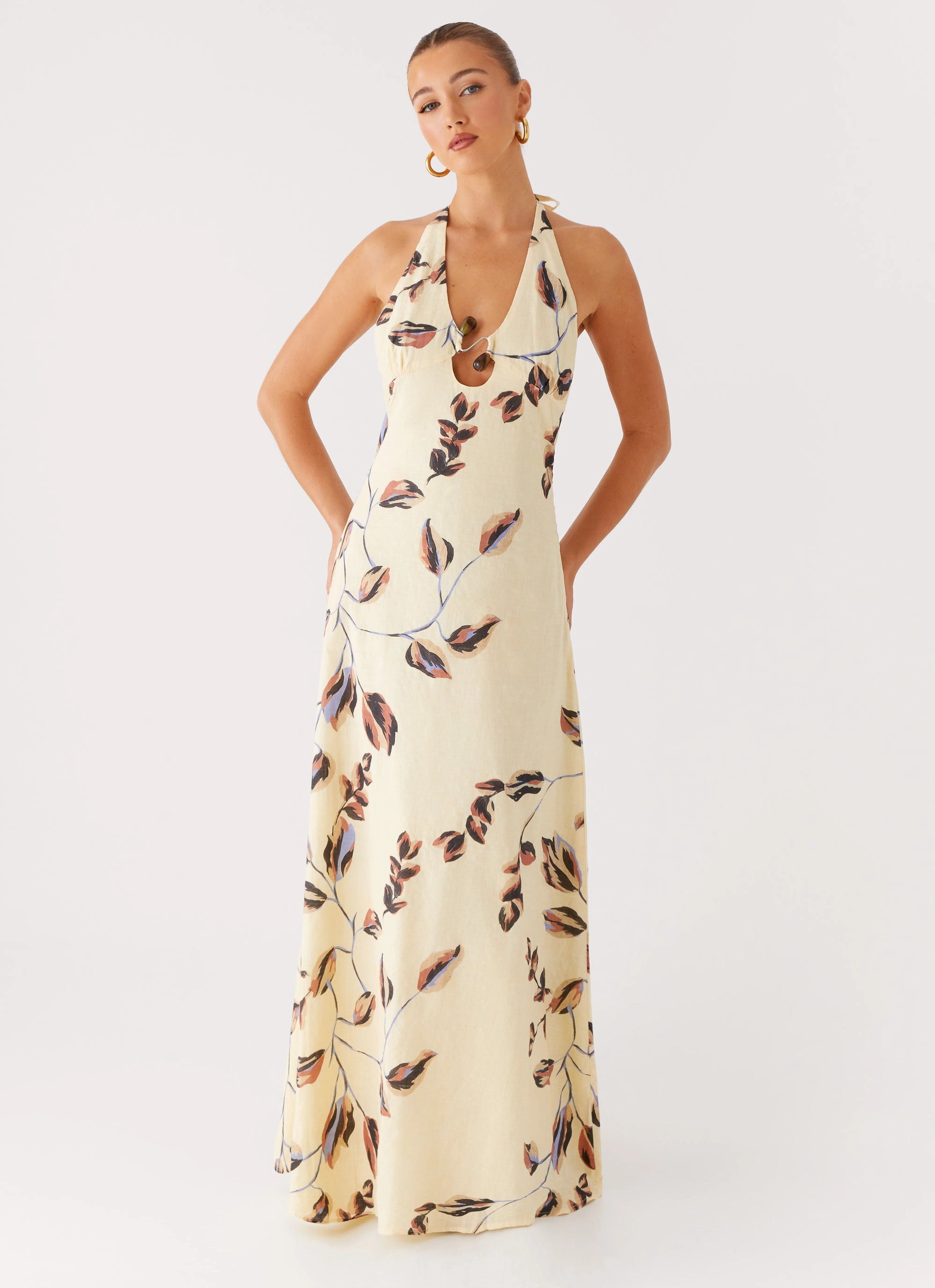 Stylish Touch Trend Glow Elvina Halter Neck Maxi Dress - Buttercream Bliss