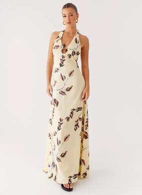 photo look Elvina Halter Neck Maxi Dress - Buttercream Bliss