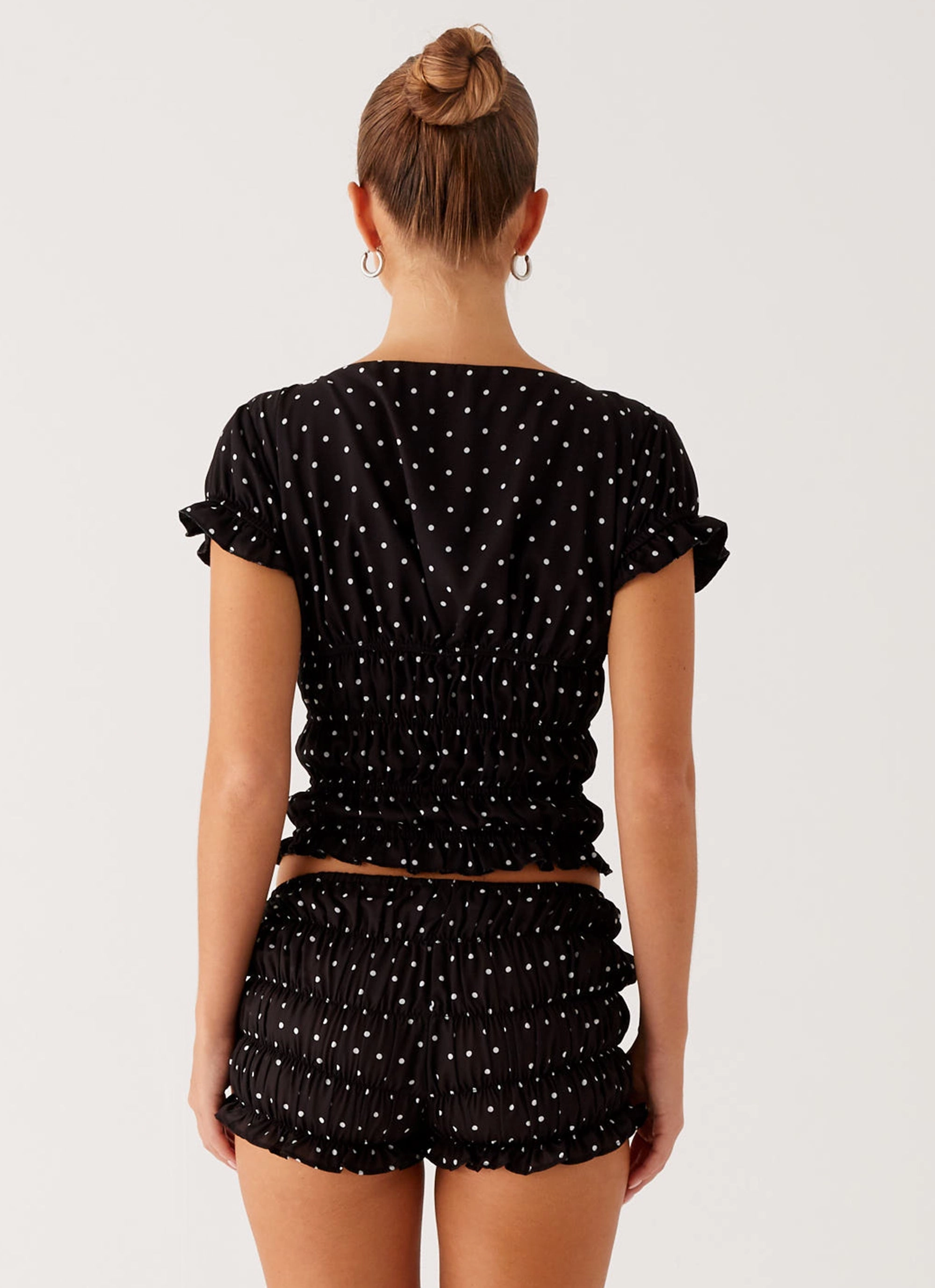 MinimalistSilhouette Natalia Ruched Top - Black Polka Dot