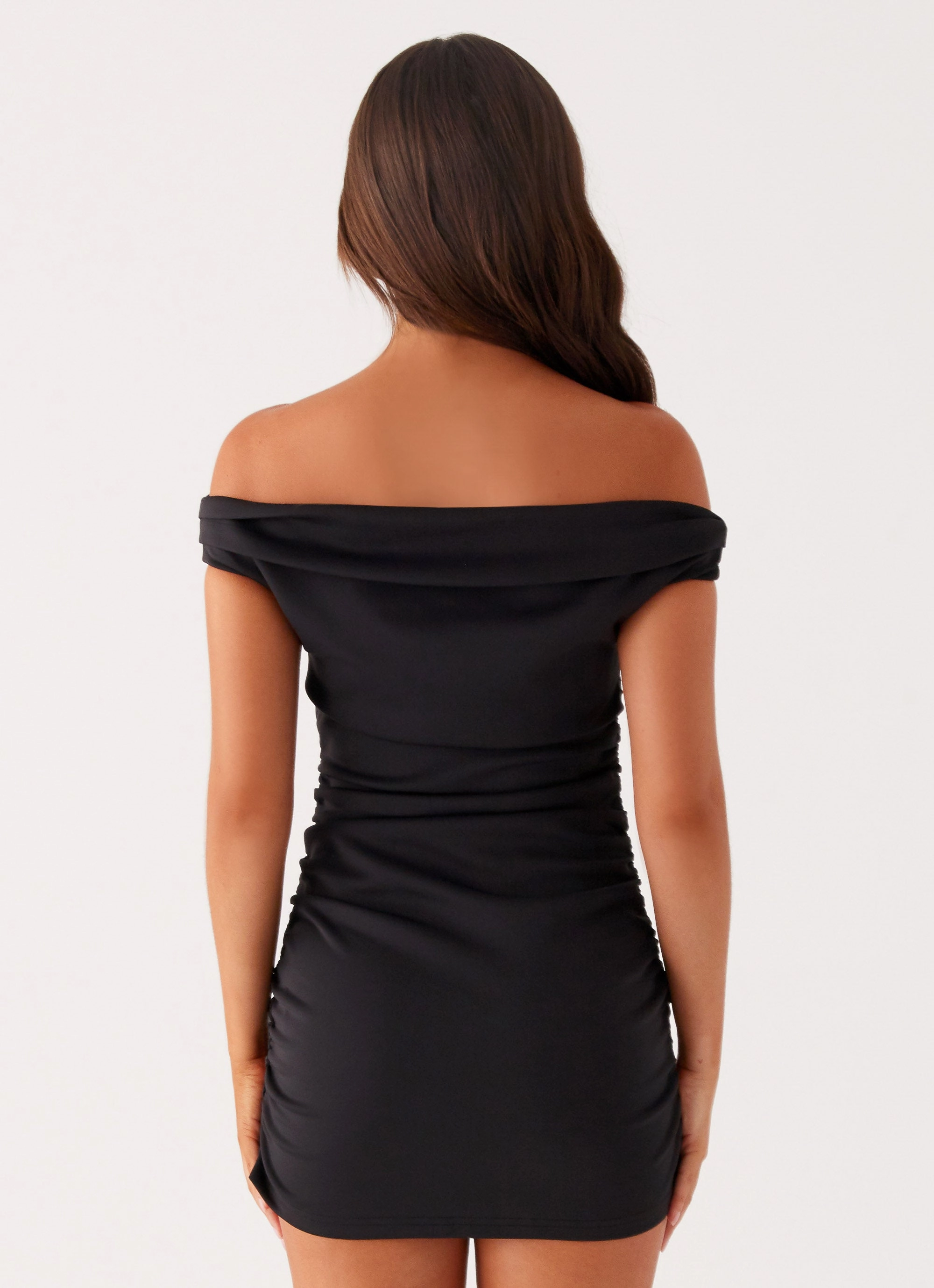 Minimal Cut Morgan Off Shoulder Mini Dress - Black