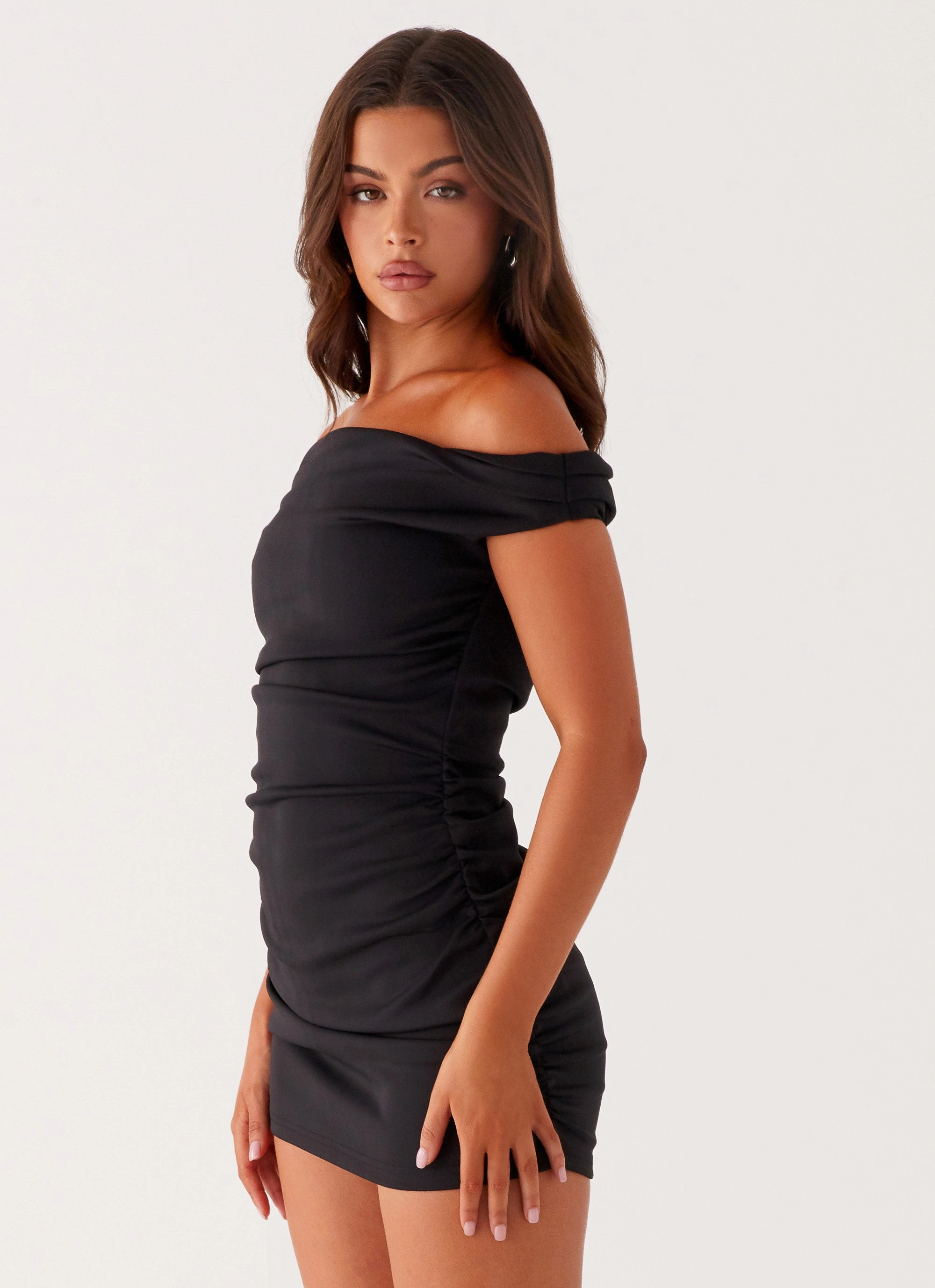Flowing Fit Day Fit Morgan Off Shoulder Mini Dress - Black
