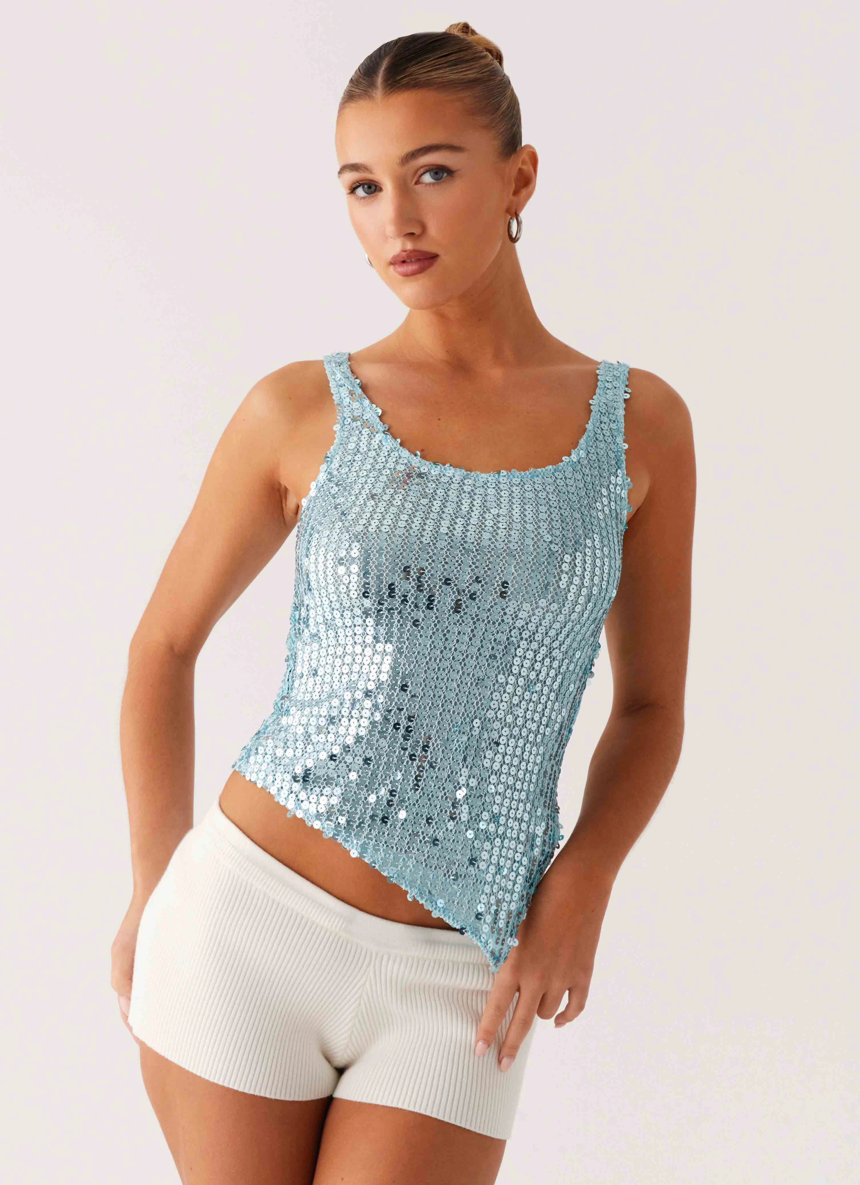 SeamlessConstruction MultiPocketDesign Electra Sequin Tank - Turquoise