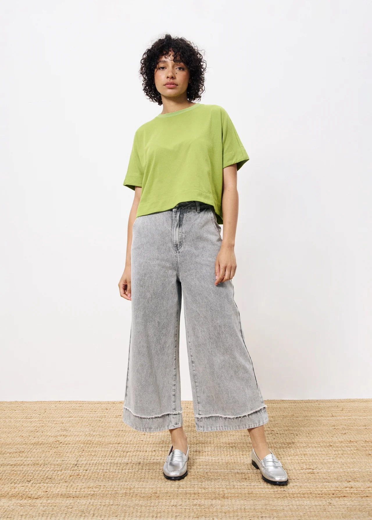 Everyday Look Comfy Style FRNCH Eleni Jeans