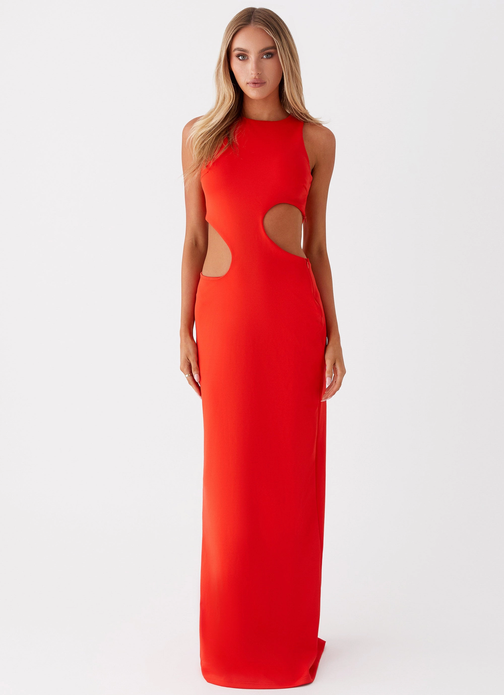 Bow-Detail Fashion Forward Vaeloria Maxi Dress - Red