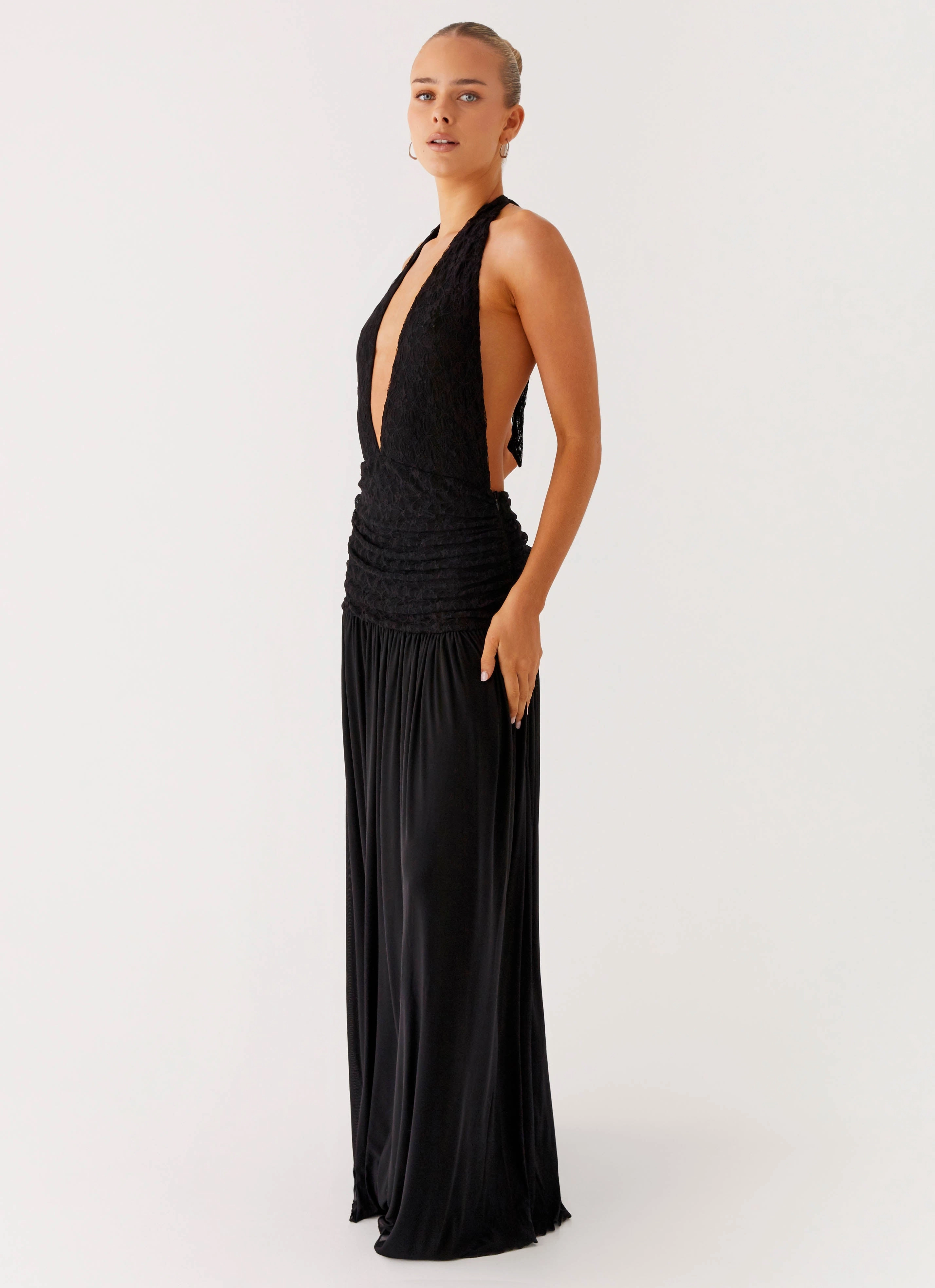 Full Attention Maxi Dress - Black Casual Style Wear Elegant Outline