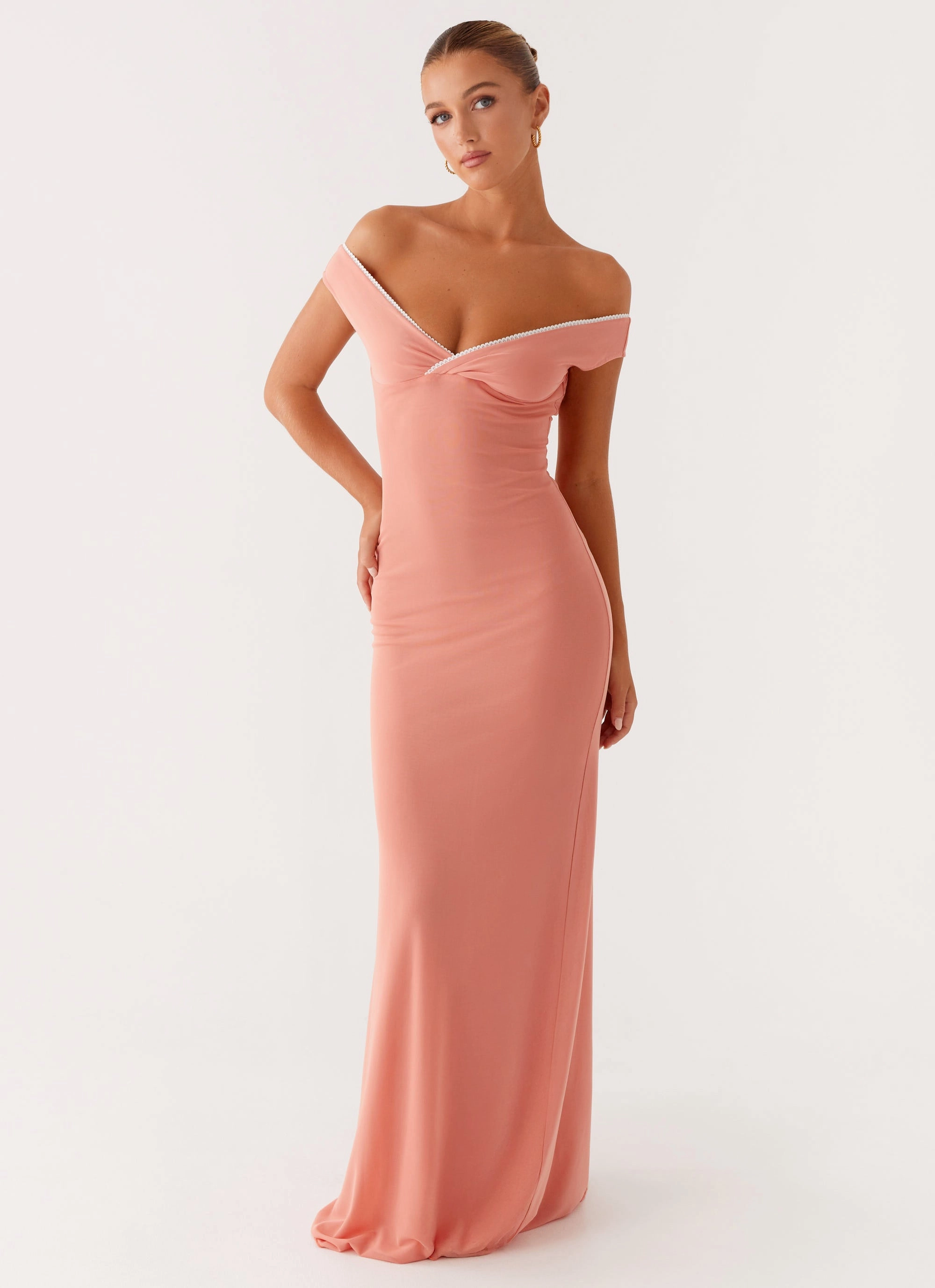 Night Appeal Sharp Finish Katiya Maxi Dress - Peach