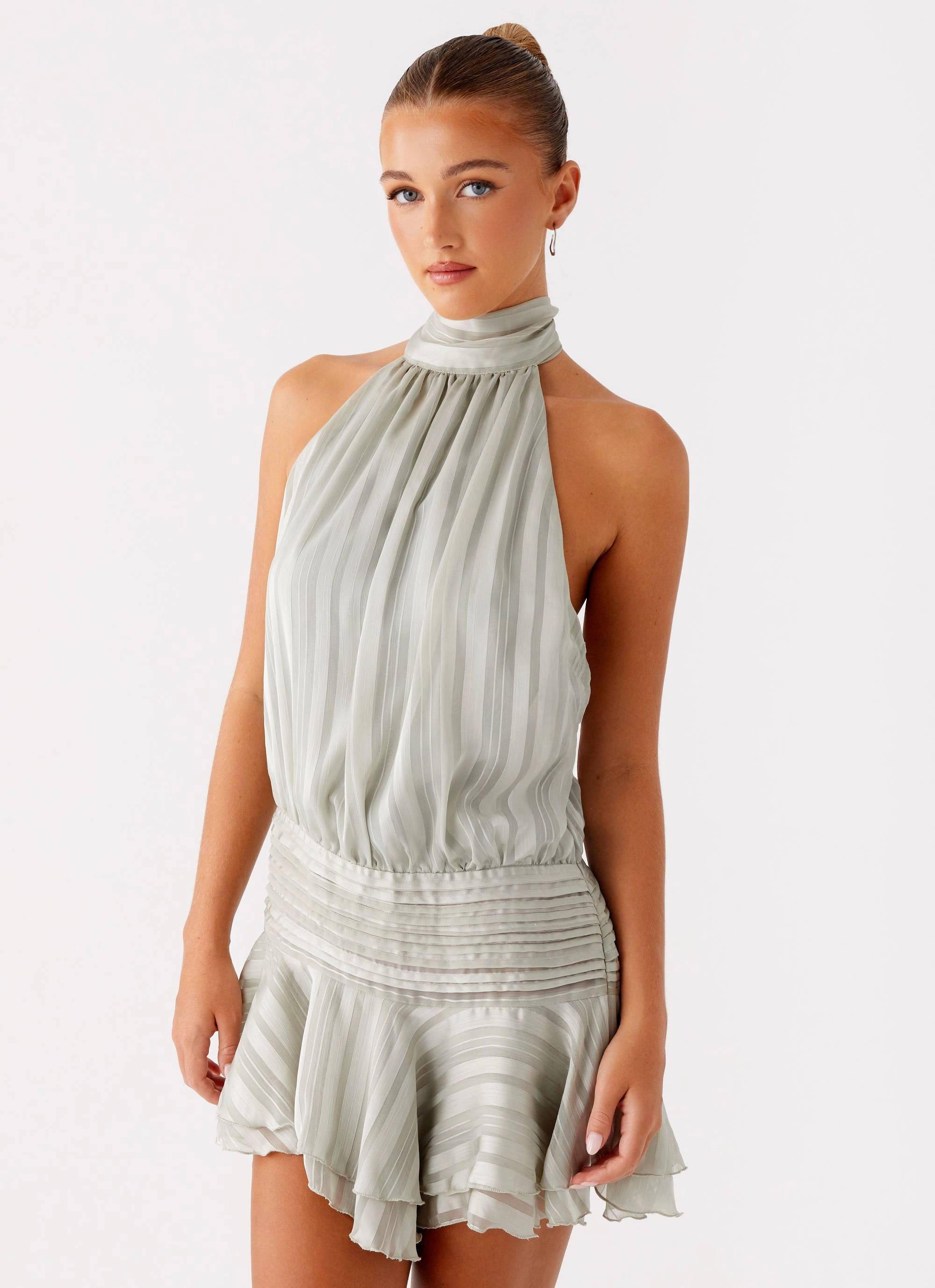 Flattering Silhouette Wear Willow Chiffon Mini Dress - Green