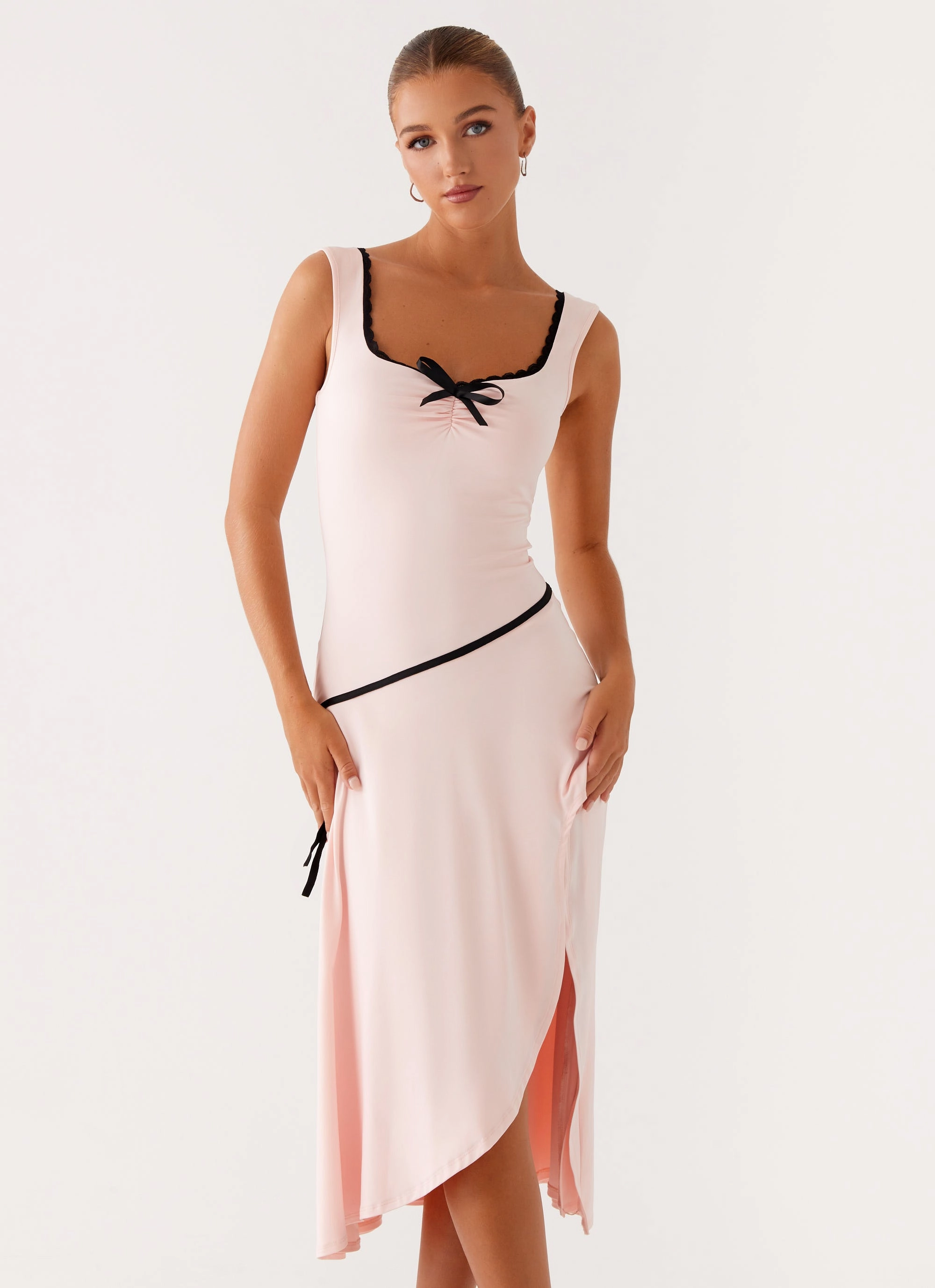 Travel Outfit Darlene Midi Dress - Pink