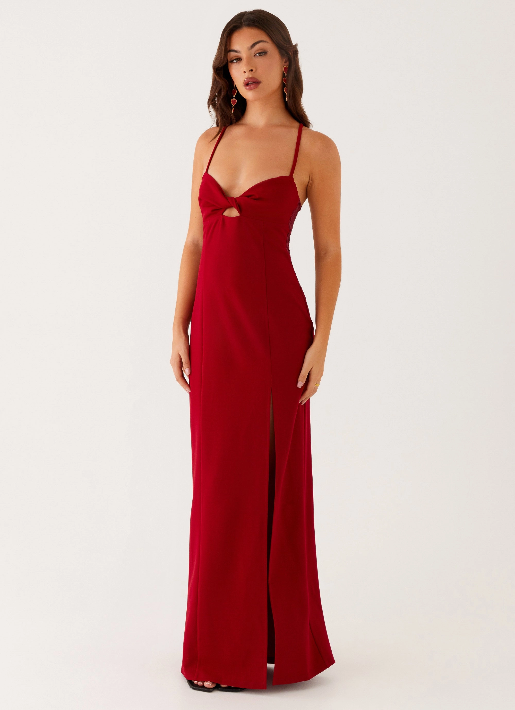 Minimal Tone Brunch Glow Heartbreaker Maxi Dress - Deep Red