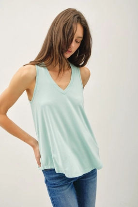 Functional PENNY SOFT V-NECK TANK