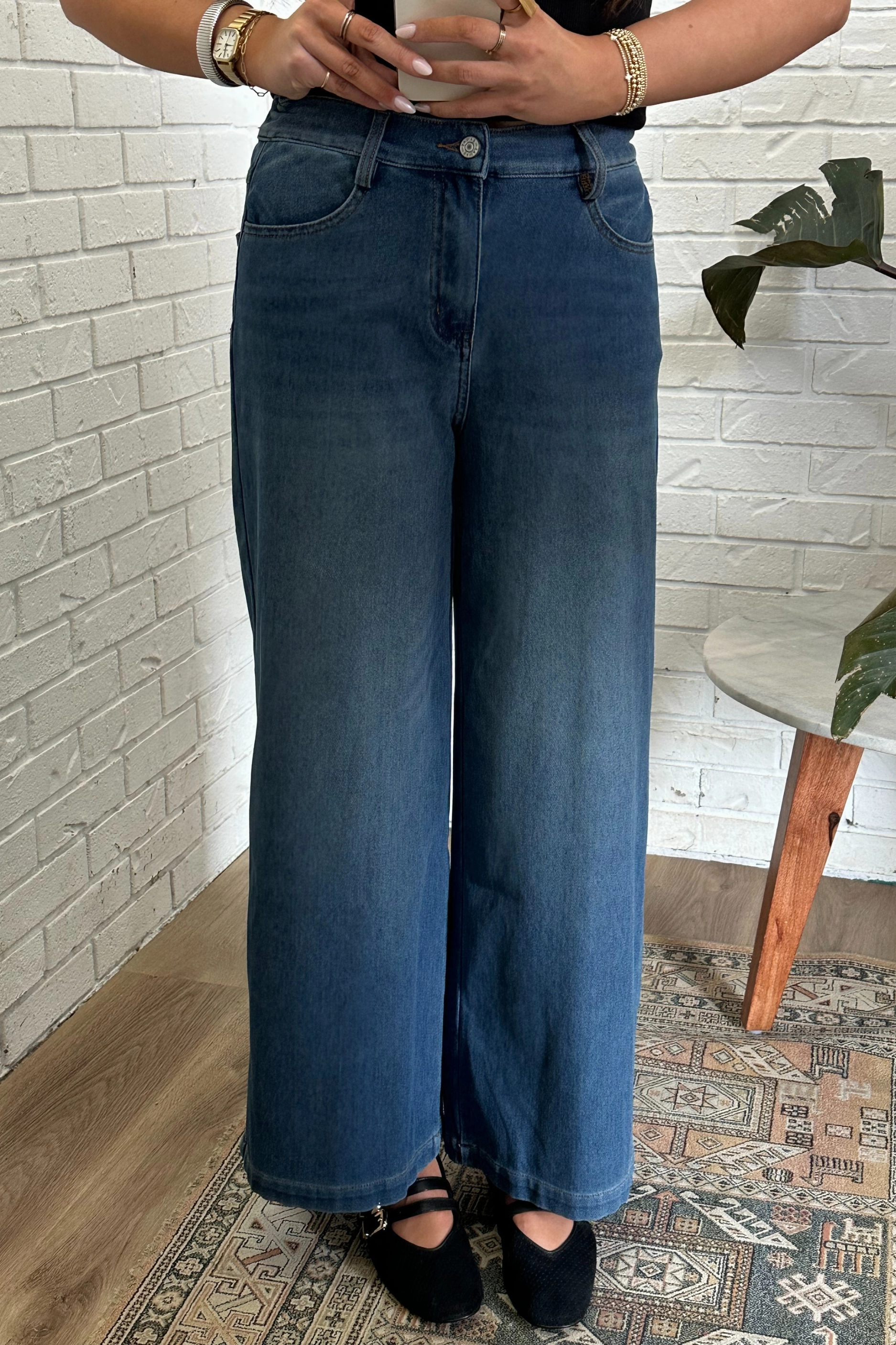 High Rise Wide Leg Flare Jeans Light Fabric Timeless Appeal