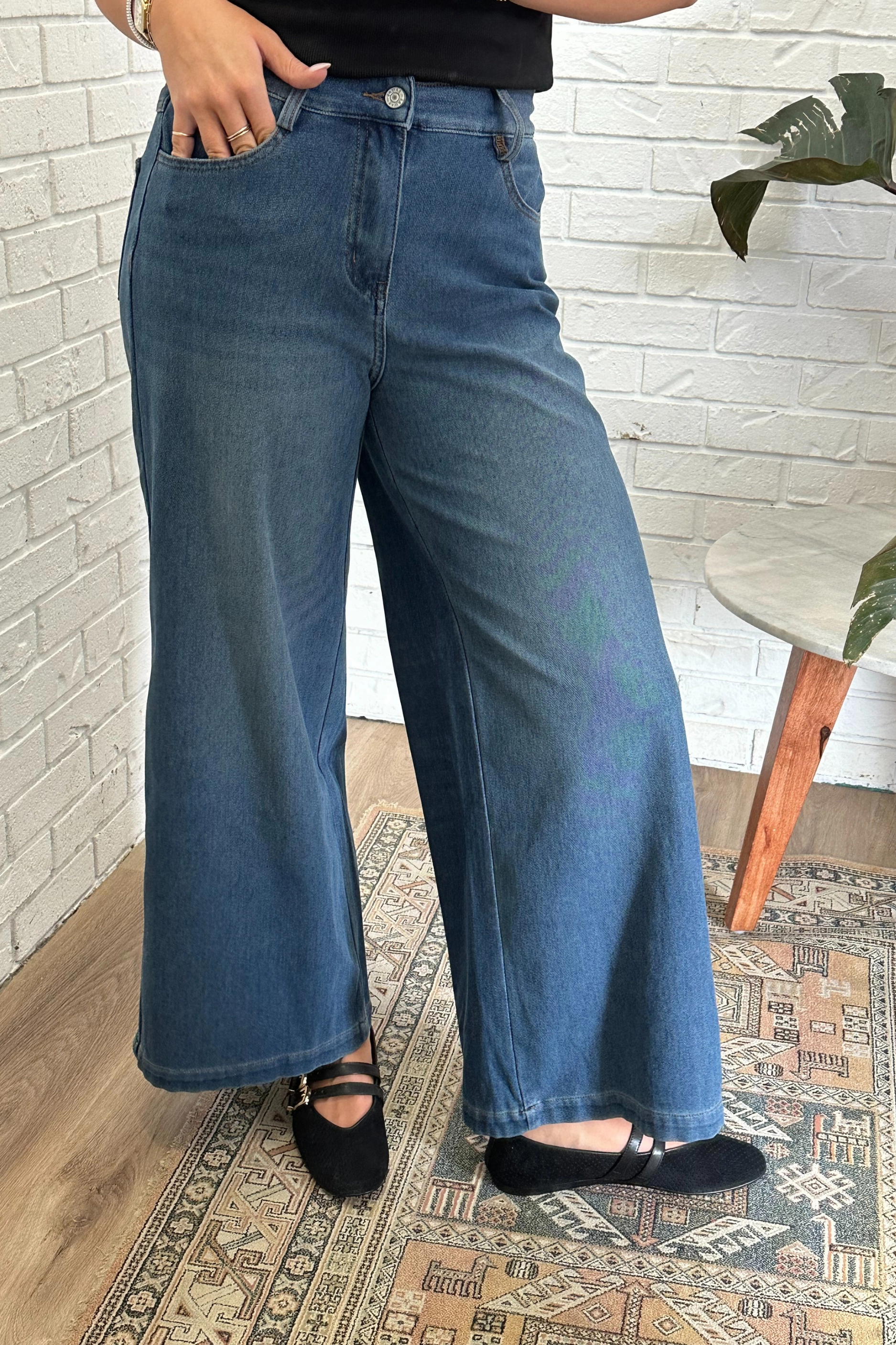 High Neckline Structure Fitted Blouse High Rise Wide Leg Flare Jeans