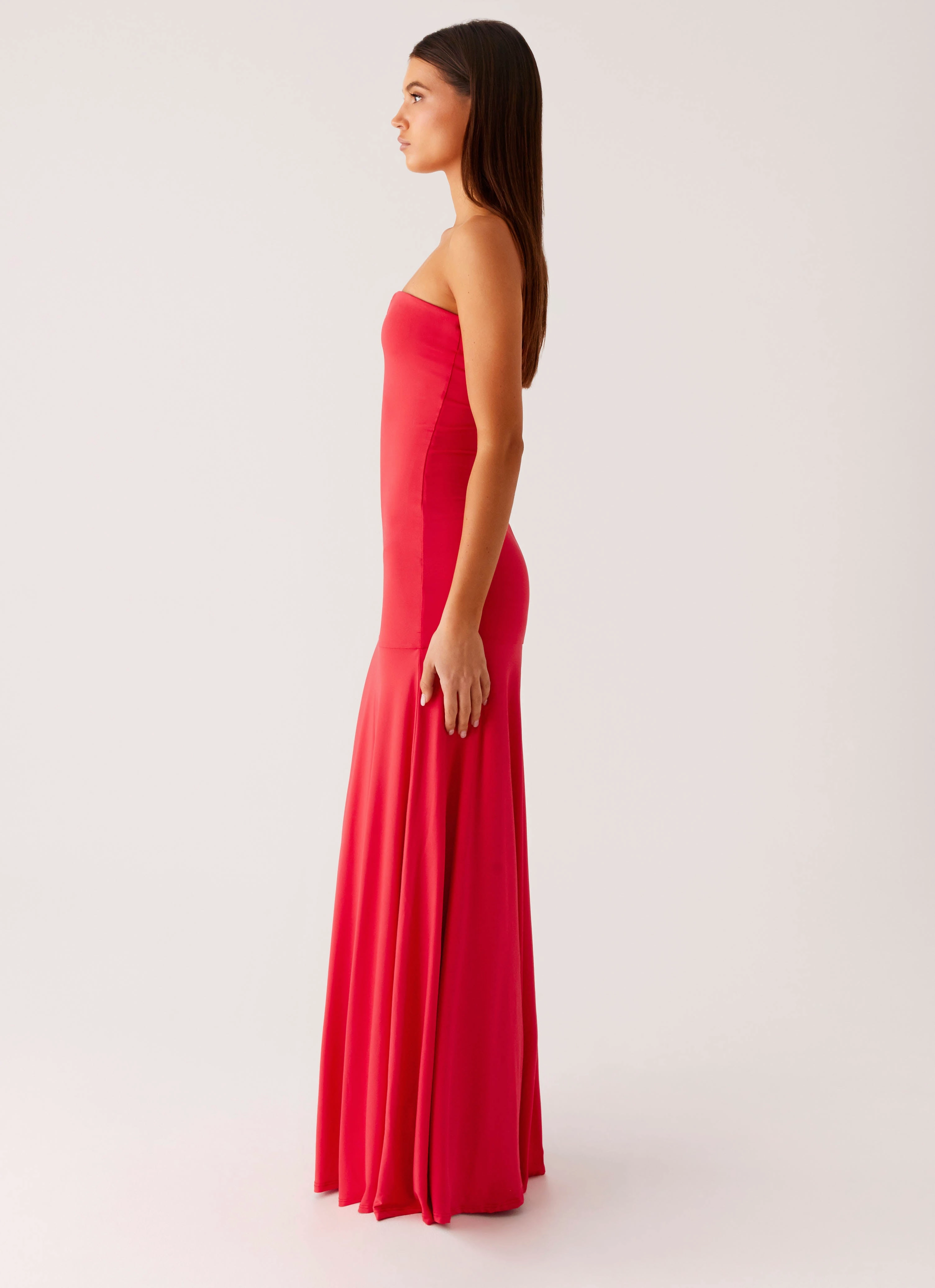 Celebrity-Inspired Hurts Like Hell Maxi Dress - Pink