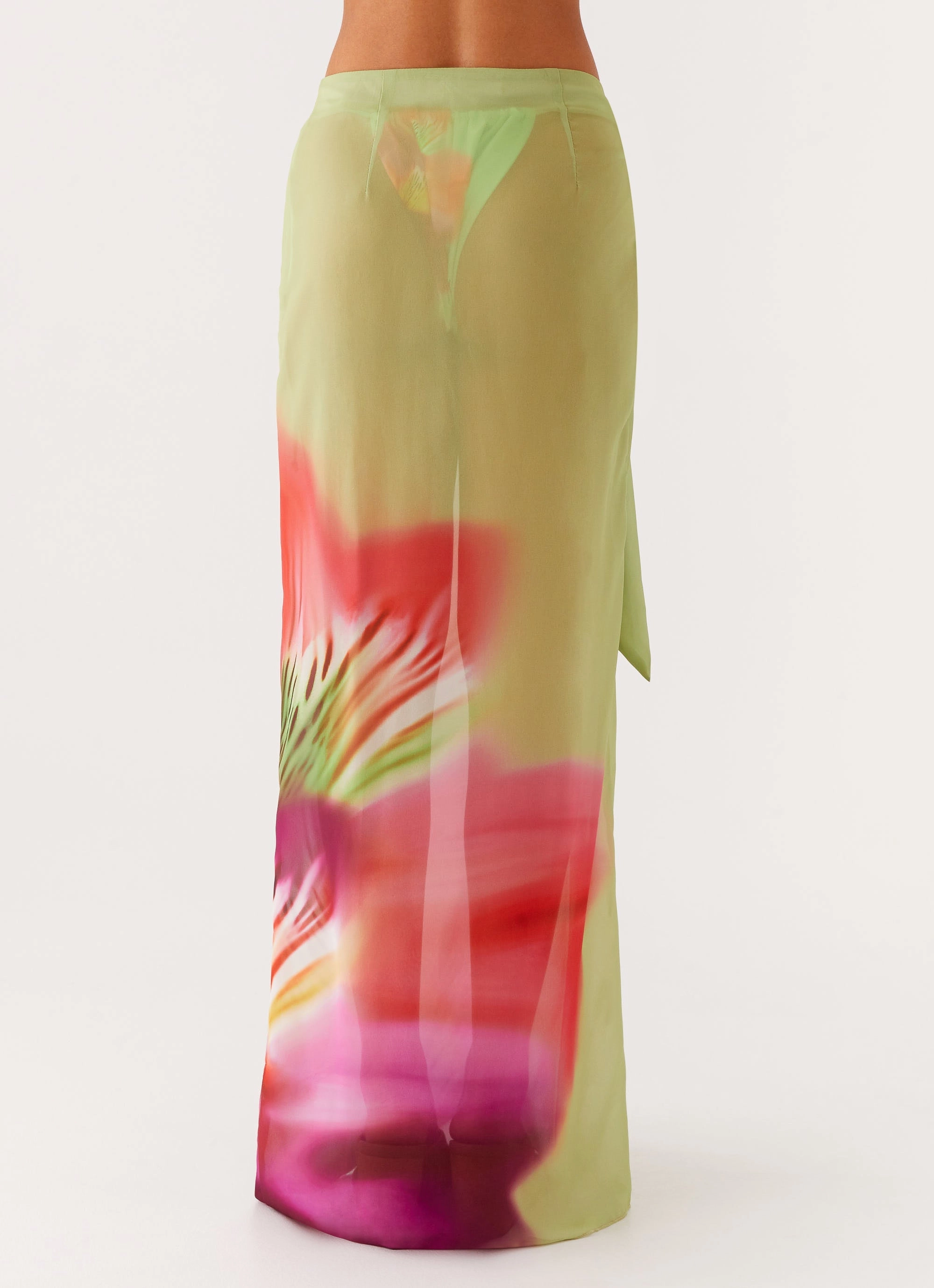 Getaway-Pack Low Tide Sarong Maxi Skirt - Green Tropical