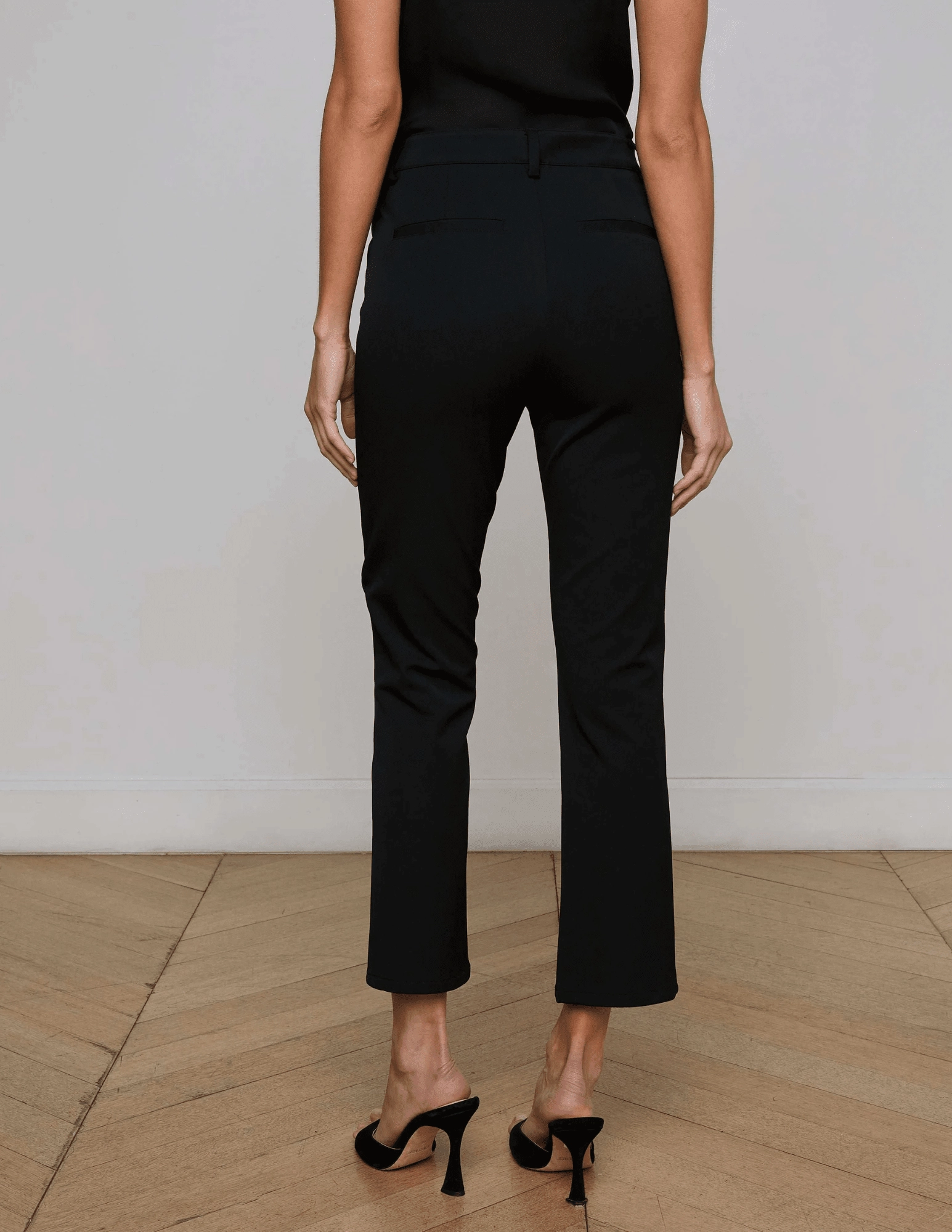 L'AGENCE Ketra Cropped Bootcut Trouser in Black OdorResistant
