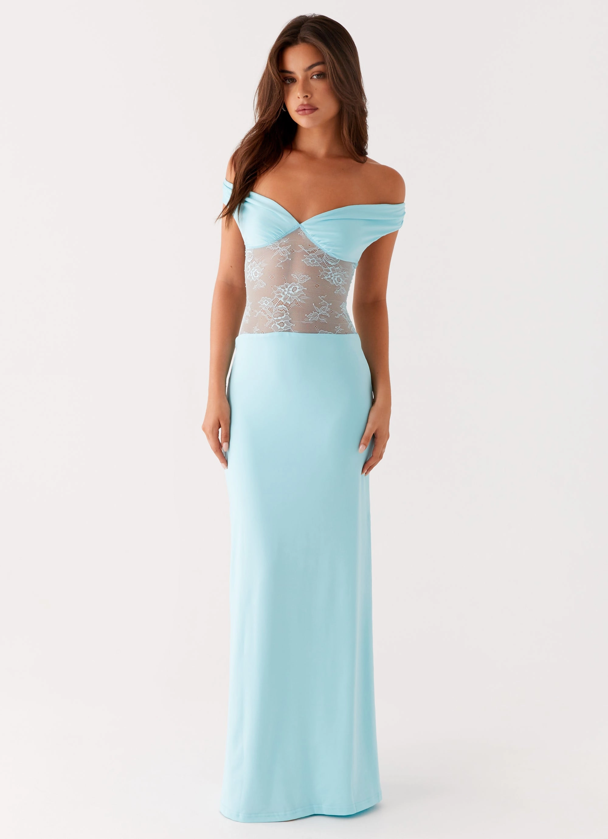 Simple yet chic gown All Look Infatuation Lace Maxi Dress - Turquoise