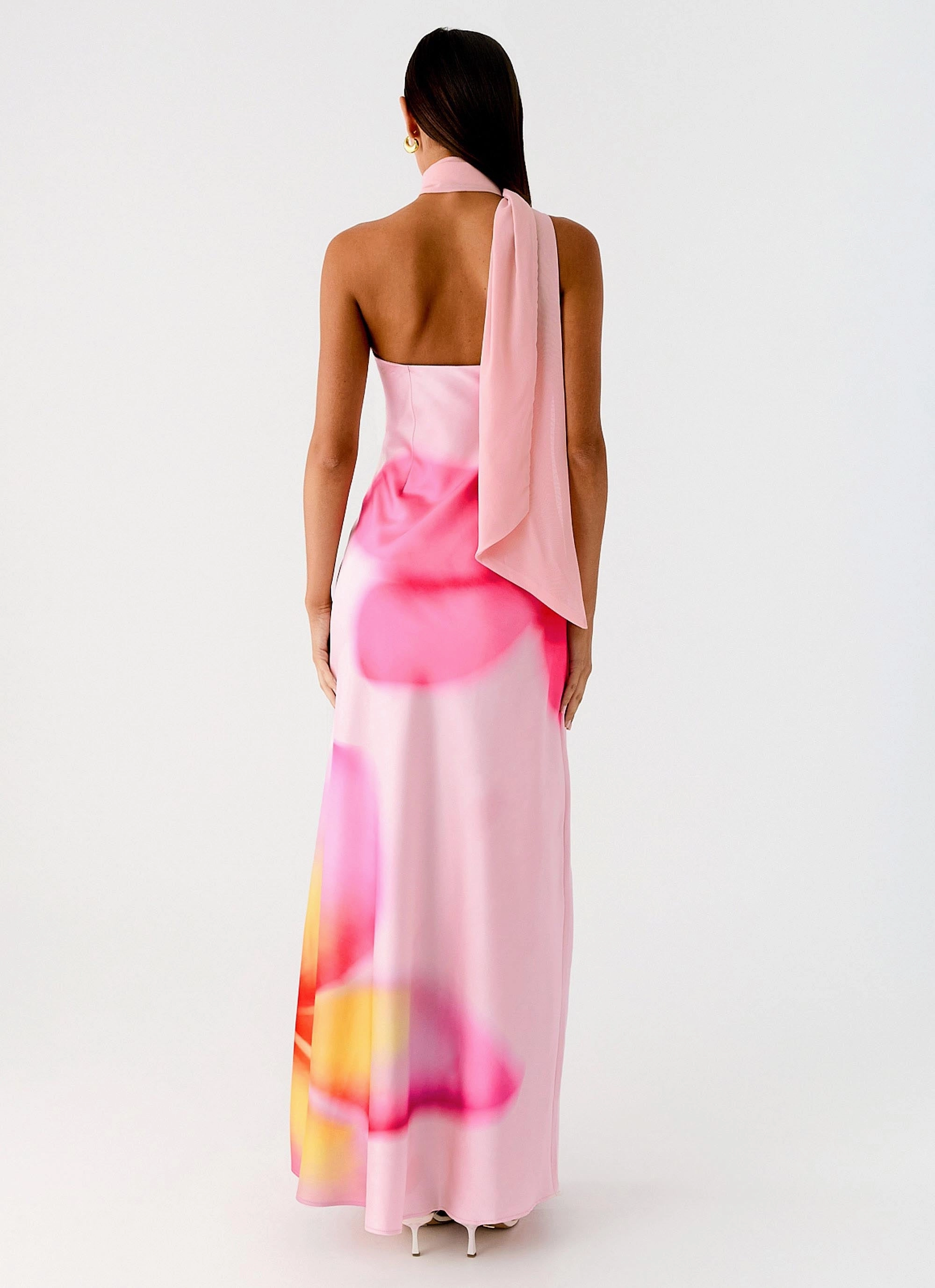 Isa Scarf Satin Maxi Dress - Frangipani Pink Night Style Street-Style