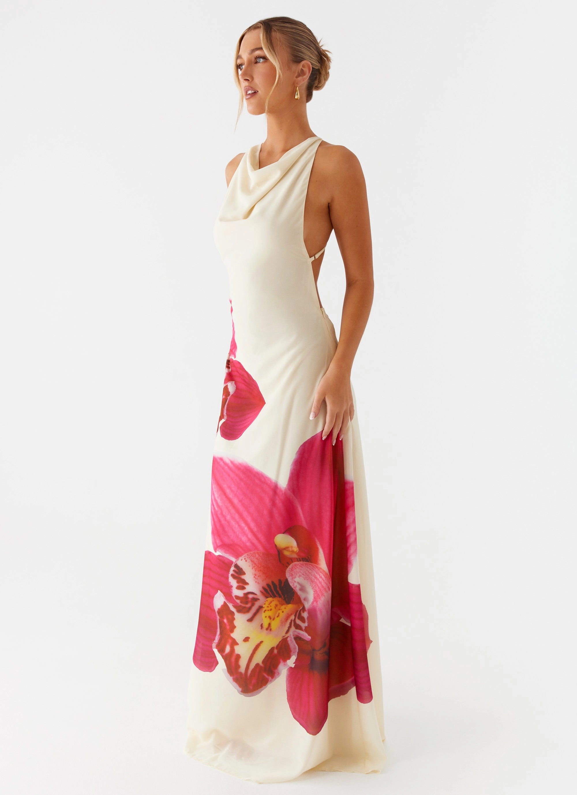 Velvet-Sleeve Cozy and Comfortable Island Girl Maxi Dress - Yellow