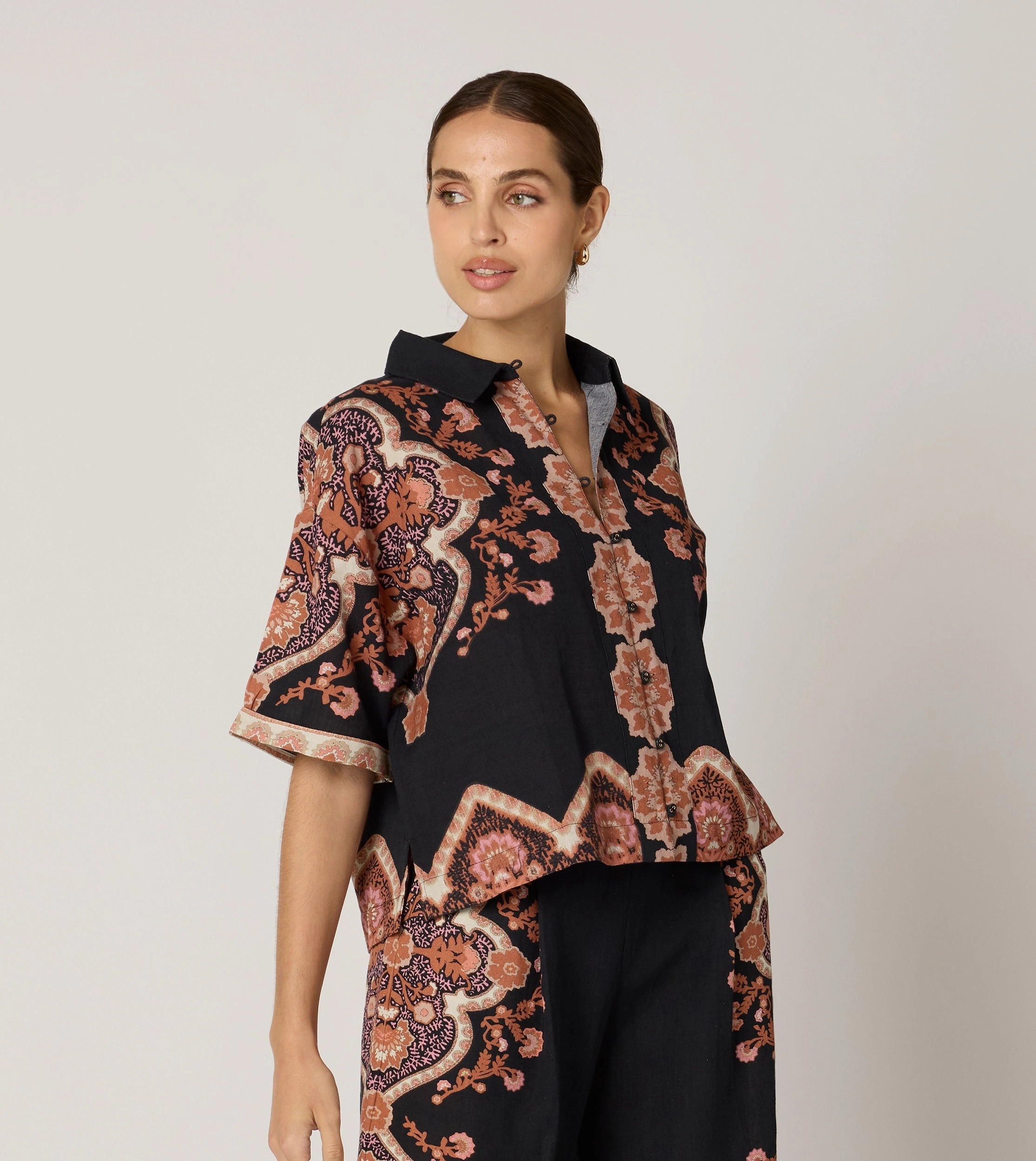 Durable Reinforced Elbows Antibacterial Jeni Blouse | Dark Lagos