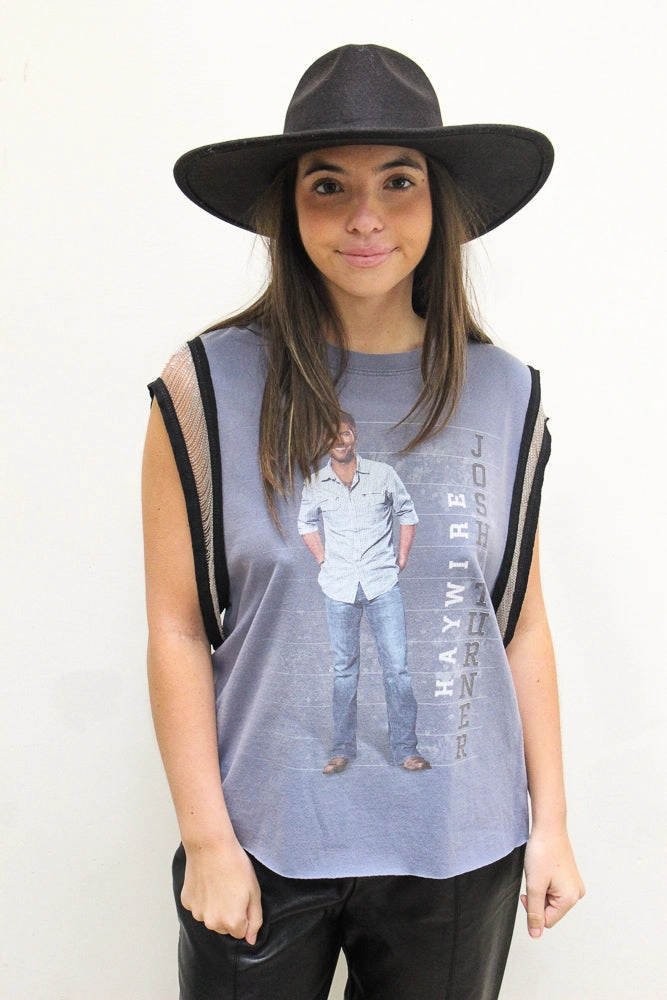 Josh Turner Double-Sided Chain Tank Winter Layer