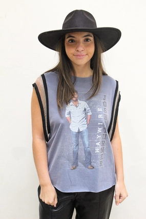 SeamFreeShoulder Chic Look Josh Turner Double-Sided Chain Tank