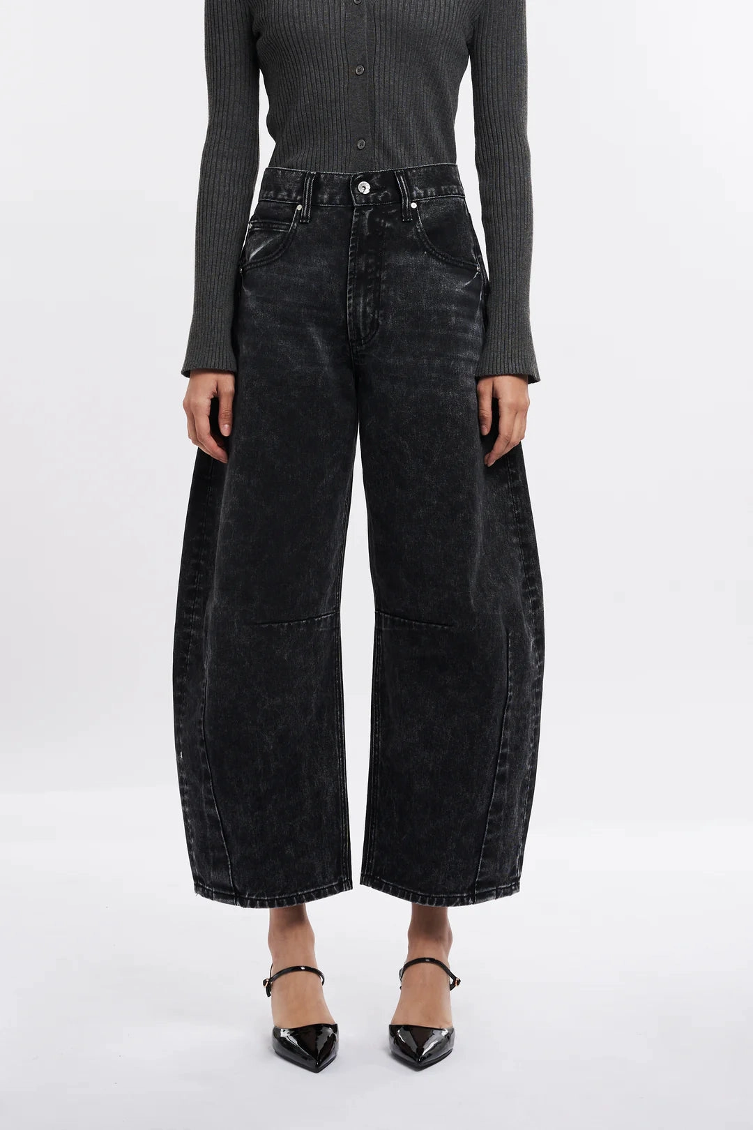 Katia Barrel Leg Jeans Everyday Must-have