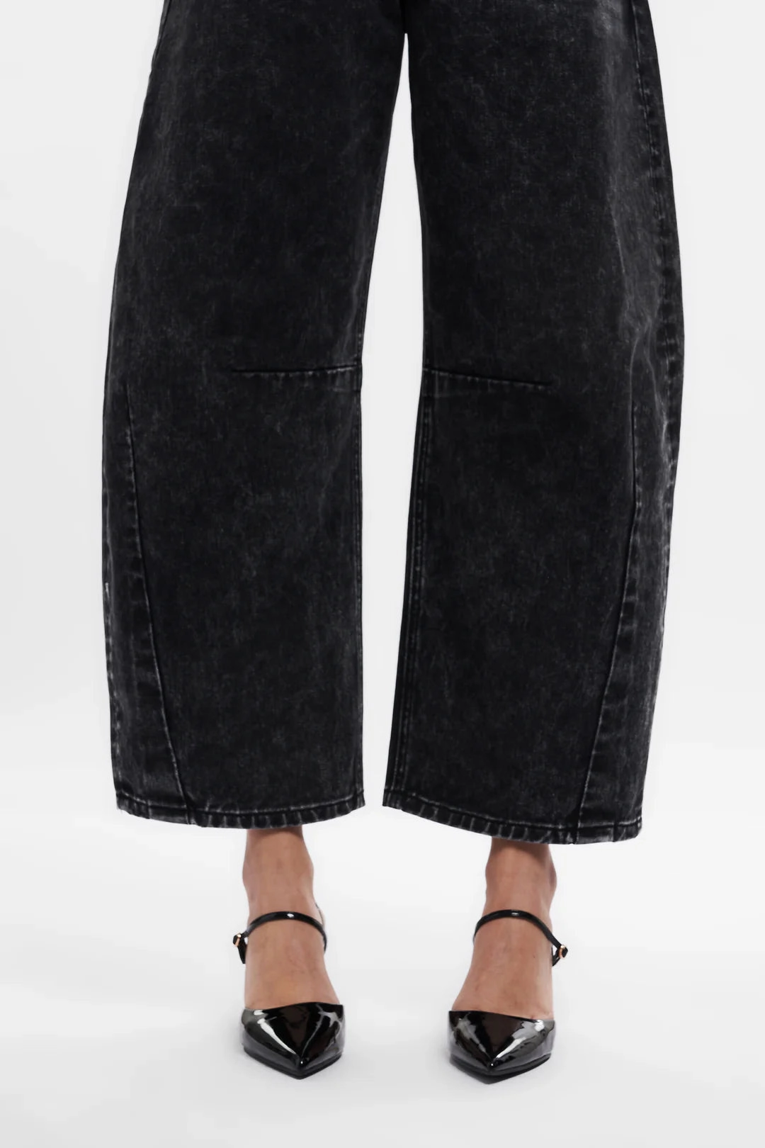 Katia Barrel Leg Jeans HiddenZipper