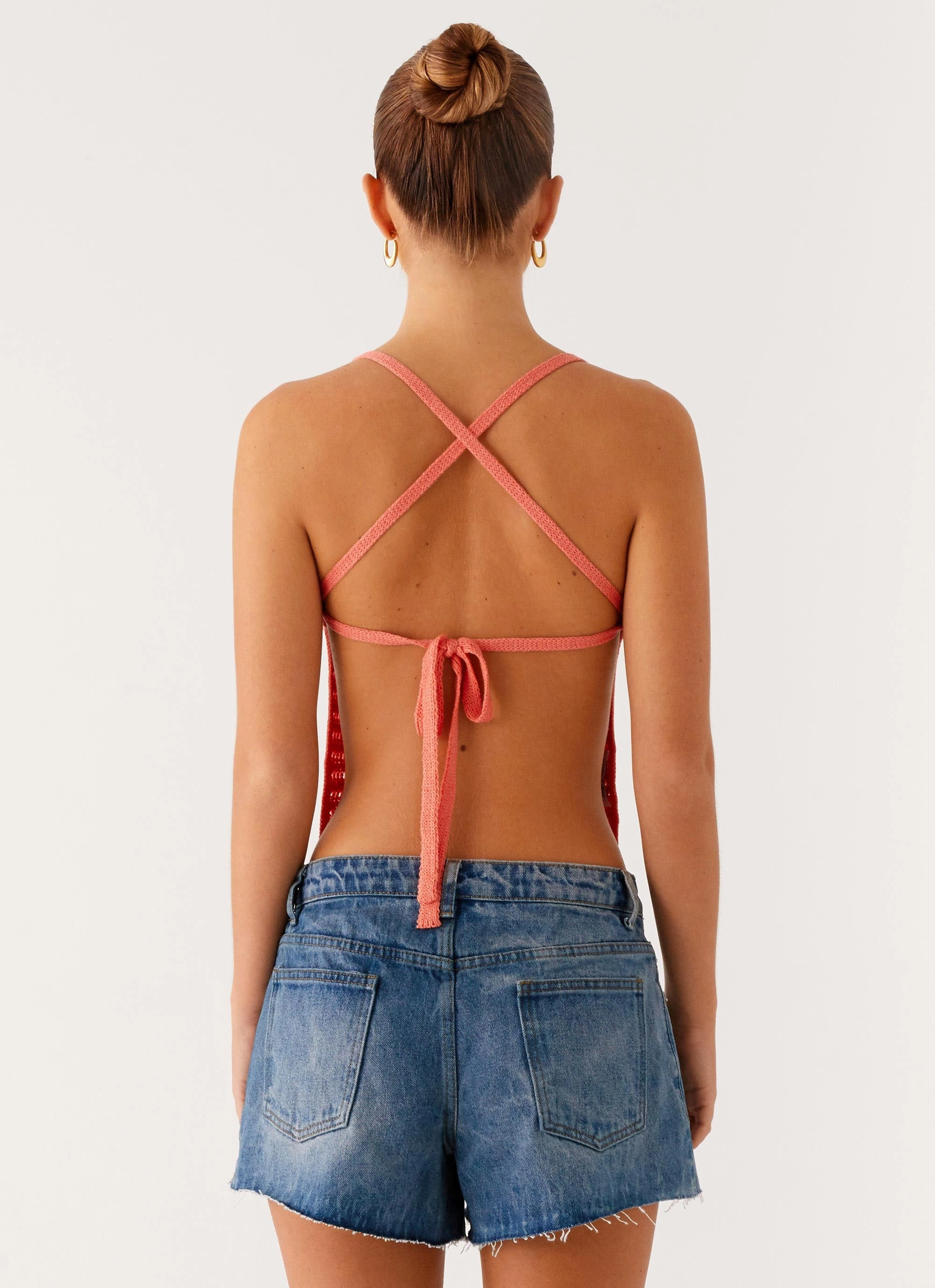 Kia Cross Back Top - Coral Low Profile Stitching Moisture wicking