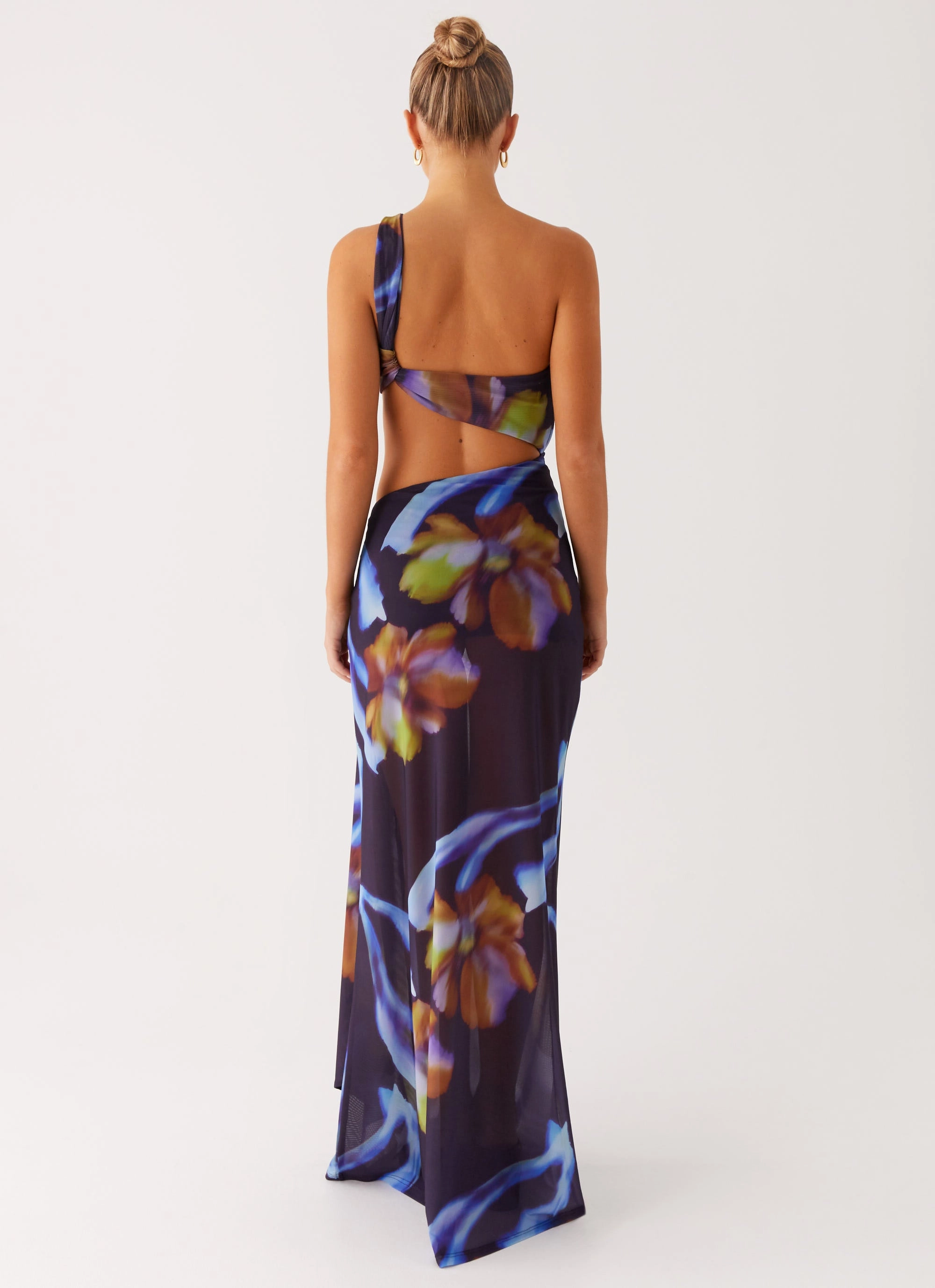 Costa Rica Maxi Dress - Dark Floral Sleek Flex Form Fitting