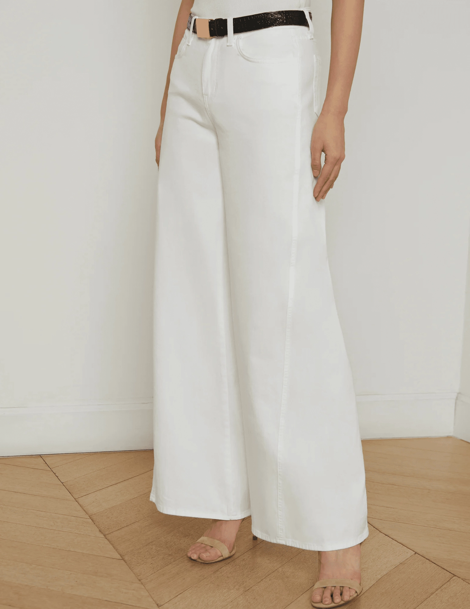 L??AGENCE Beau T-Seam Wide Leg Jeans in Blanc Core Look